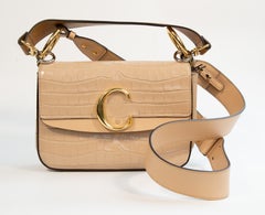 Sac à bandoulière et à poignées « C » en cuir beige Chloé des années 2000