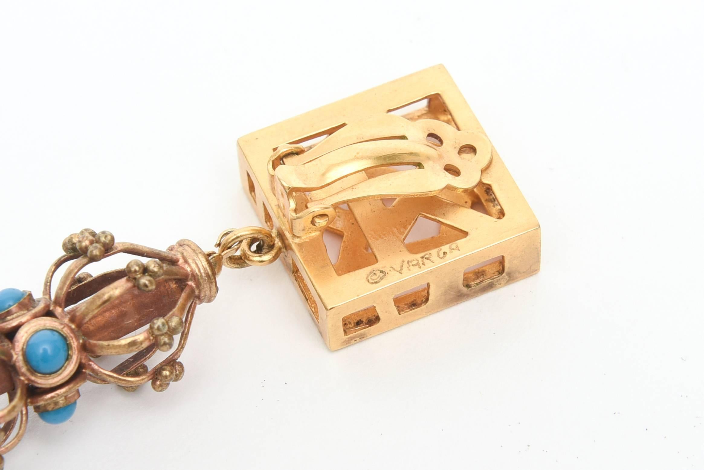 Sculptural Signed Cage and Square Dangle Clip On Earrings Vintage For Sale 1