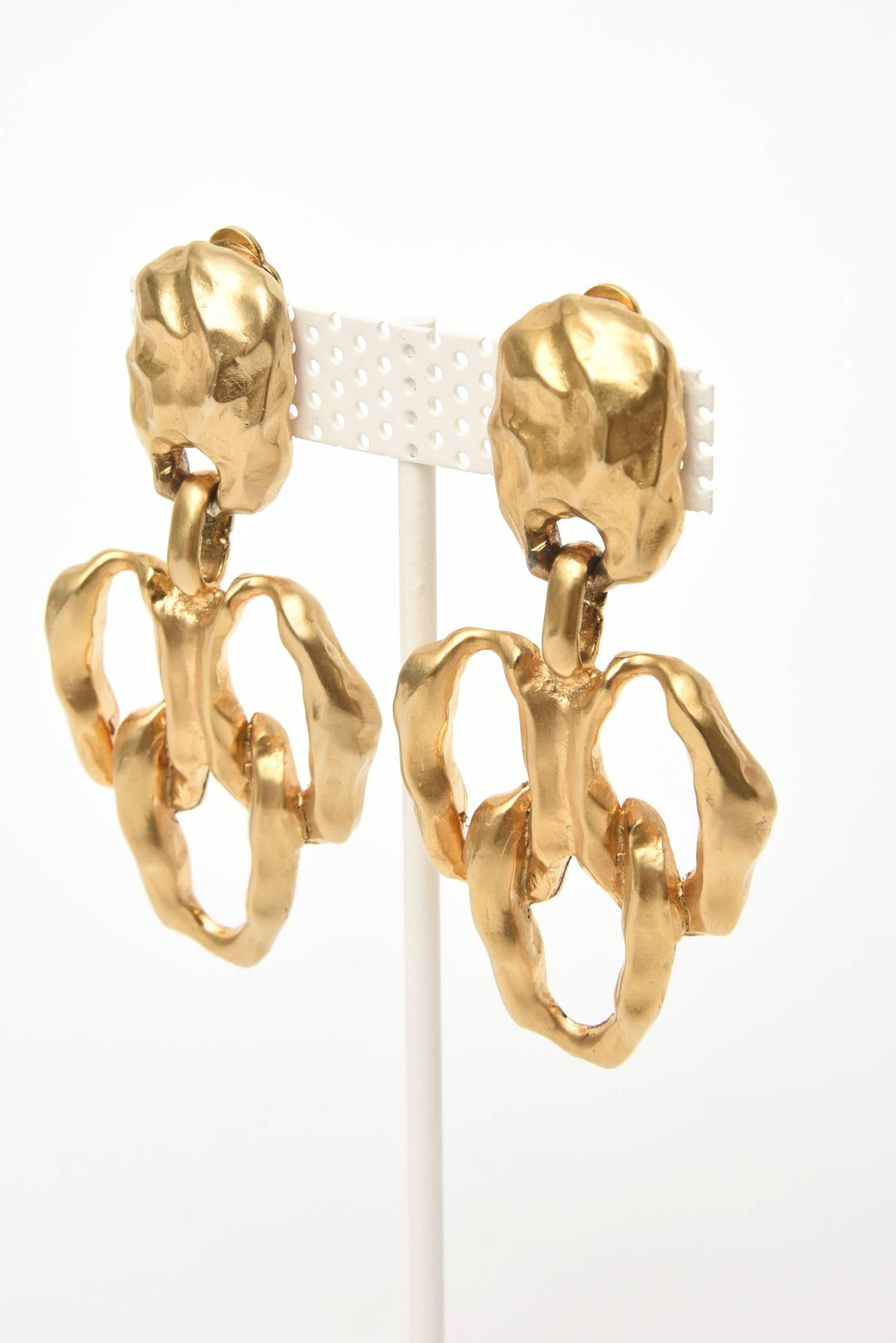Gold Plated Sculptural Clip On Dangle Earrings In Good Condition For Sale In North Miami, FL
