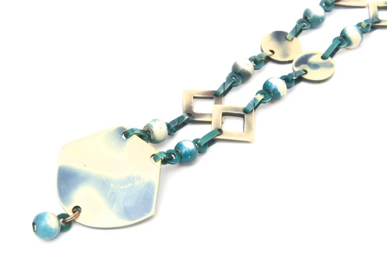 Collier Pendentif Néo-Égyptien En Celluloïd - Époque Art Déco - Vintage "dans Son Jus"