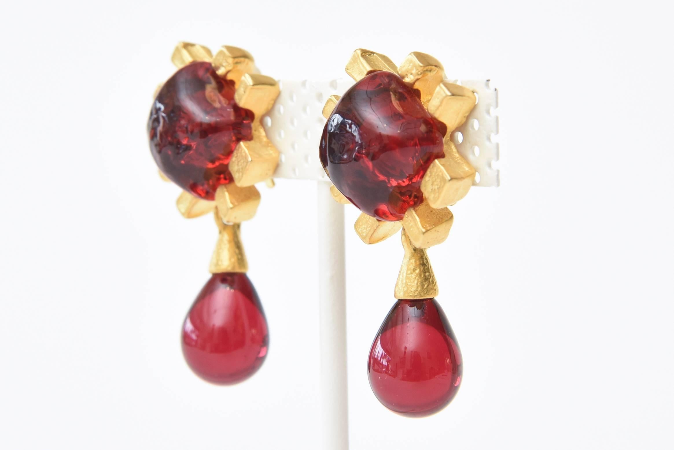 Modern Andrew Springarn Red Gripoix Glass & Gold Plated Clip On Dangle Earrings For Sale
