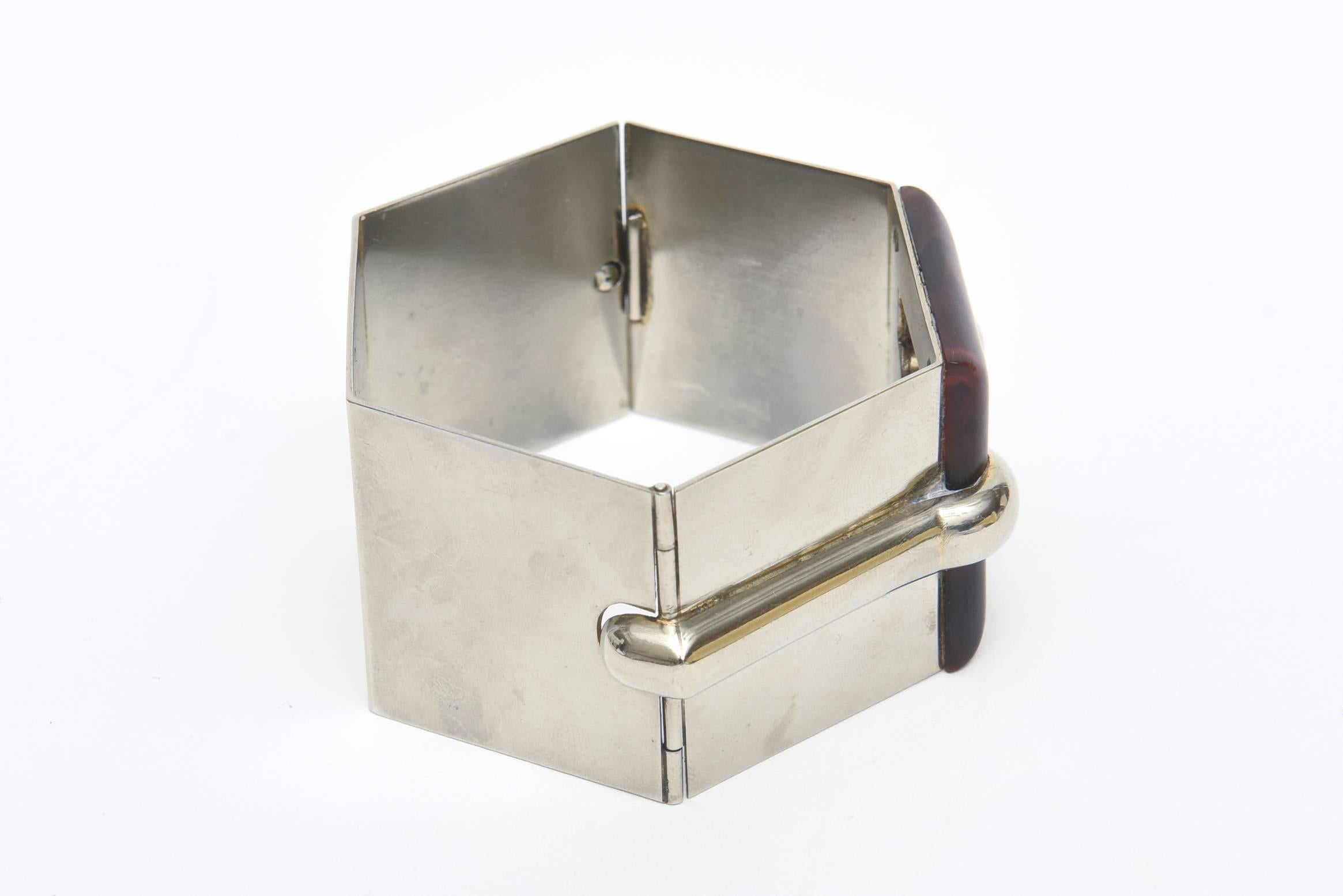 French Art Deco Sculptural Chrome and Bakelite Cuff Bracelet  In Good Condition In North Miami, FL