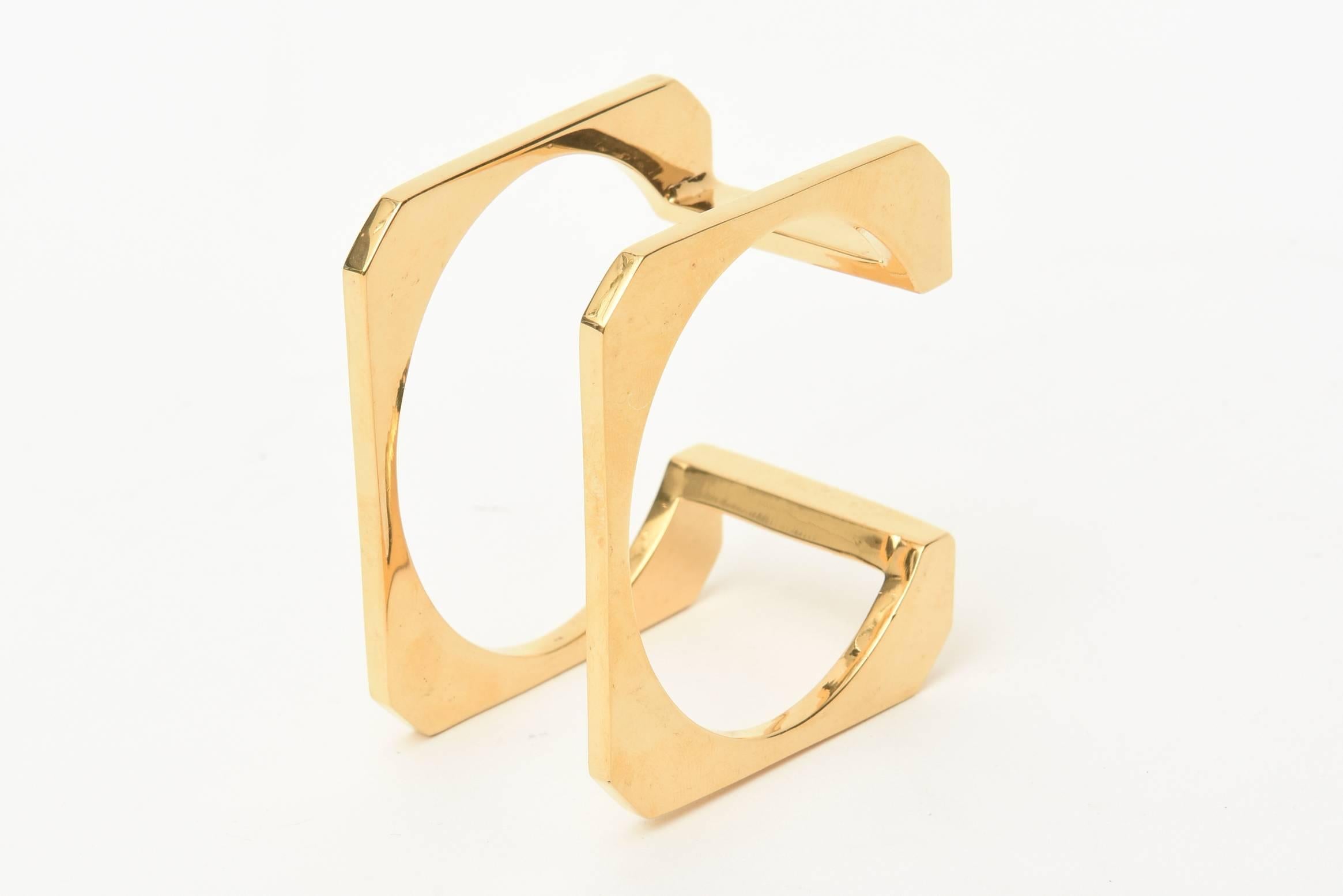 Bracelet manchette moderniste sculptural et architectural plaqué or Pour femmes en vente