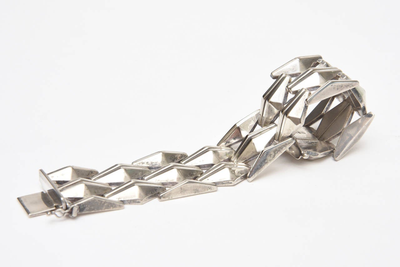 Modernist Italian Vintage Sterling Silver Geometric Row Link Bracelet  For Sale