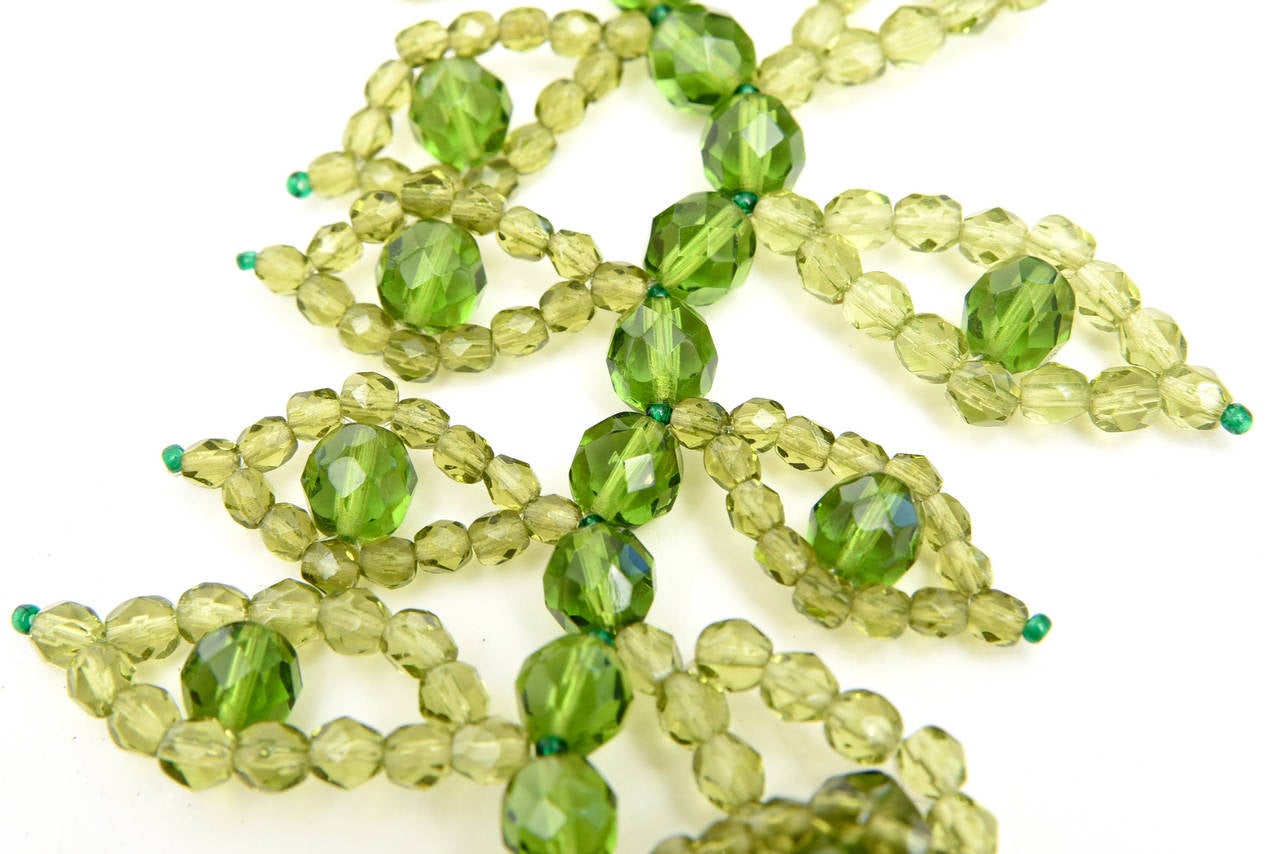 Vintage Coppola e Toppo Chartreuse Kelly Green Beaded Wrap Necklace Italian For Sale 1
