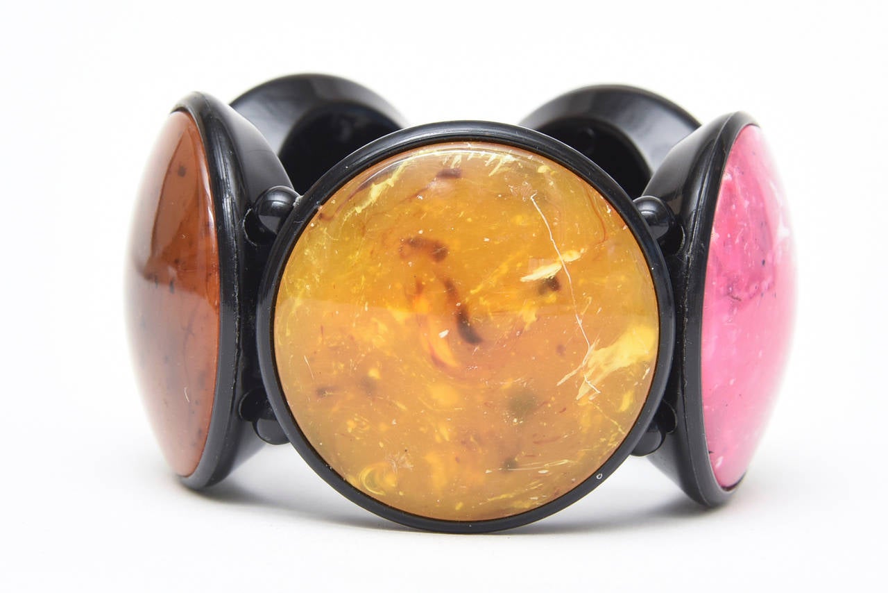 French Resin Five Disk Pink, Amber Yellow, Sage Green, Rust Orange Bracelet 80's In Good Condition For Sale In North Miami, FL