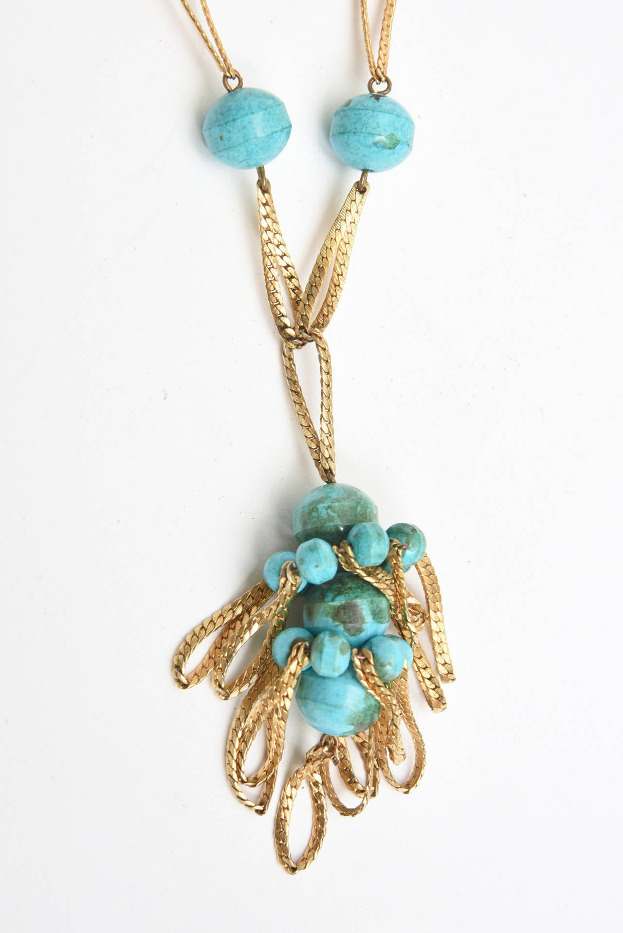 Collana vintage Hattie Carnegie con perline e nappe in turchese