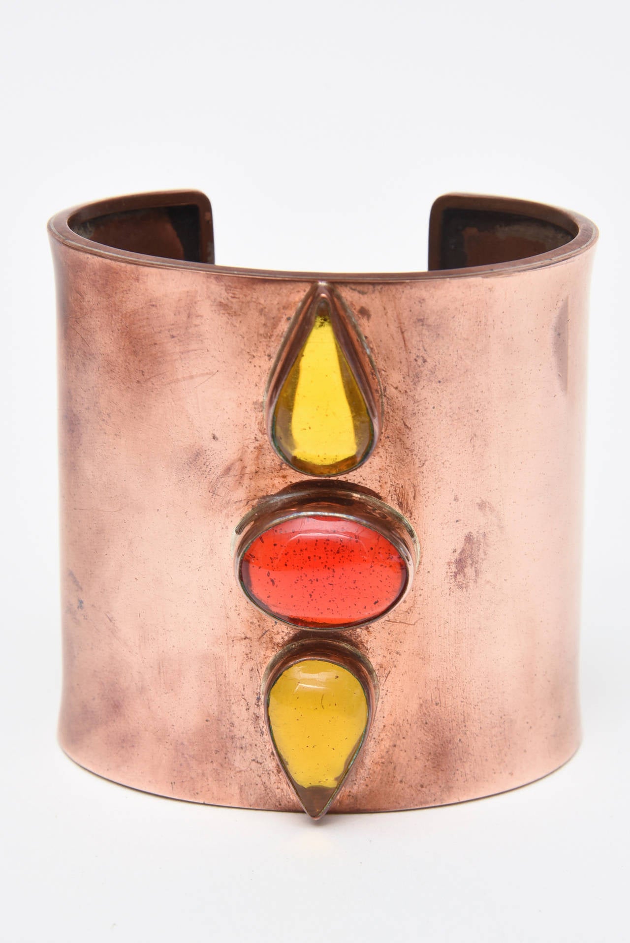 Copper, Red & Yellow Amber Glass Stones Cuff Bracelet Vintage One Of A Kind In Good Condition For Sale In North Miami, FL