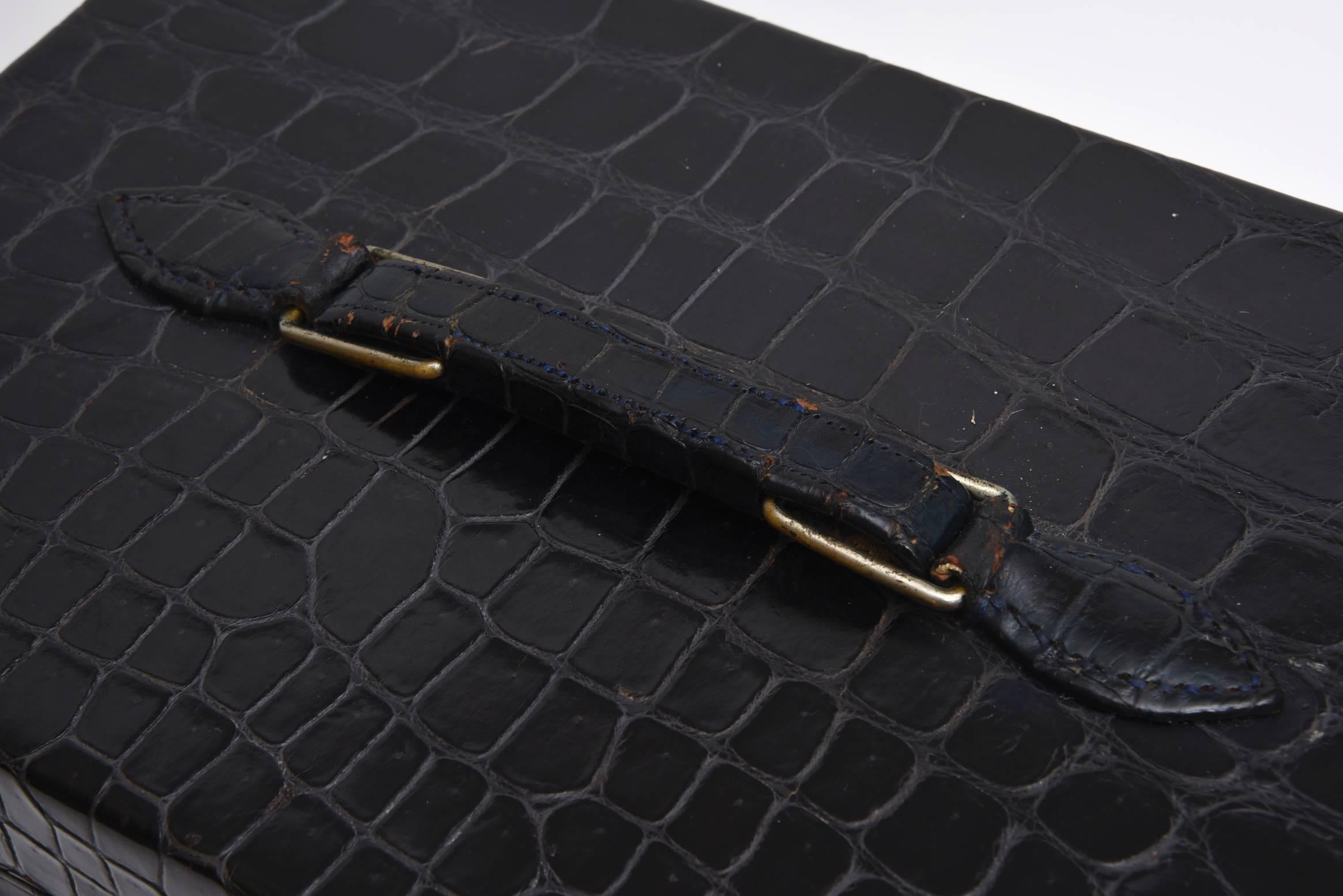 Black Vintage Stamped Crocodile Like Leather Large Traveling and Standing Jewelry Case