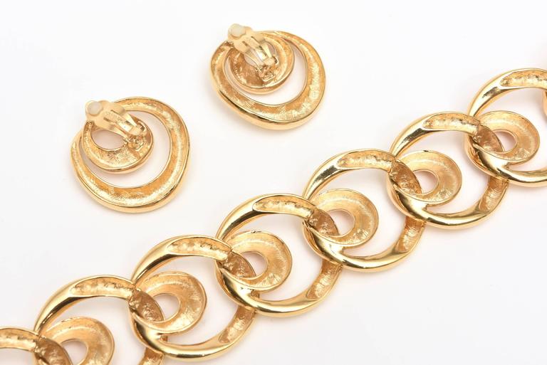 Stunning Givenchy Chic Link Overlay Collar Necklace and Earrings Set