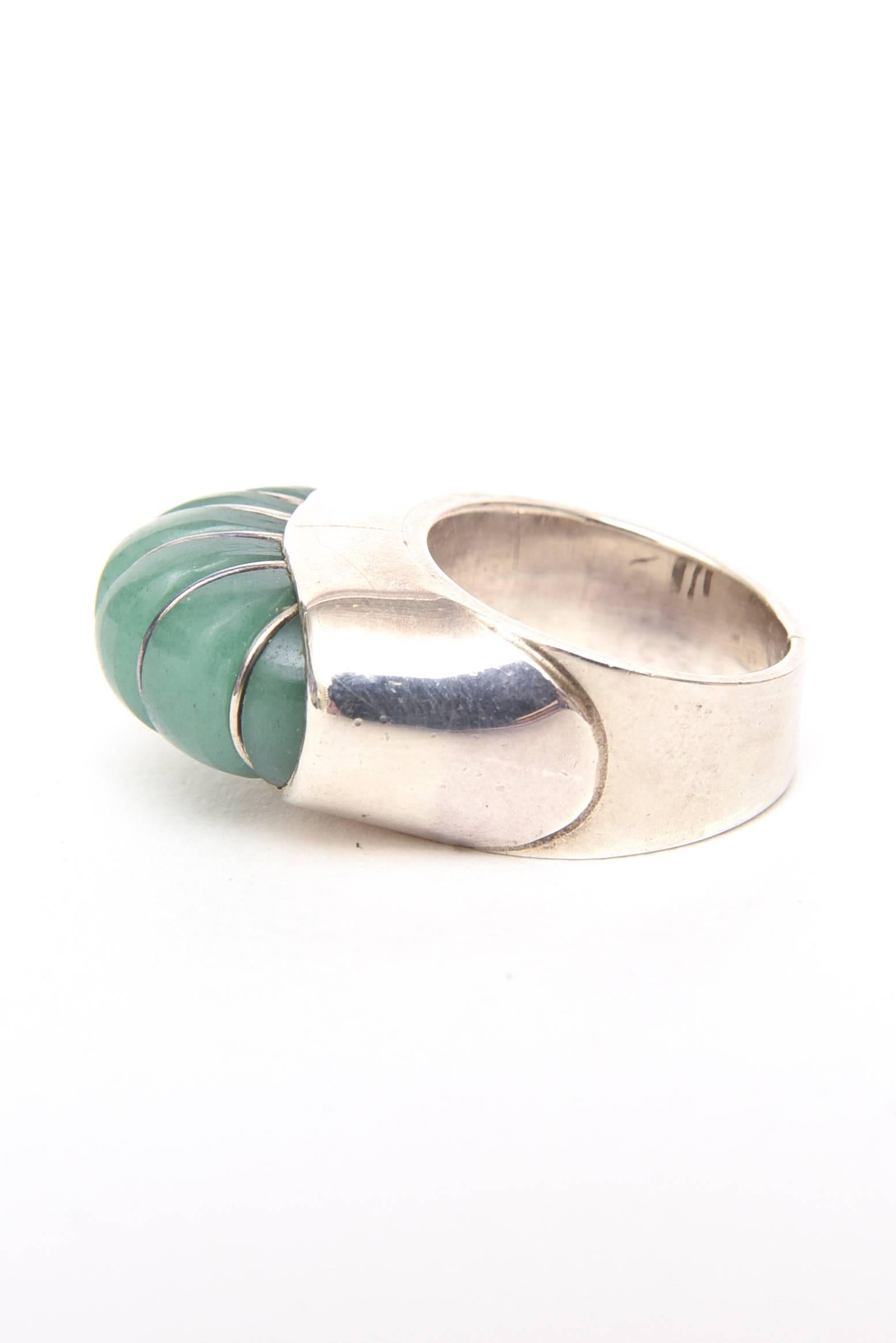 Hallmarked Sculptural Sterling Silver And Jade Dome Ring 2