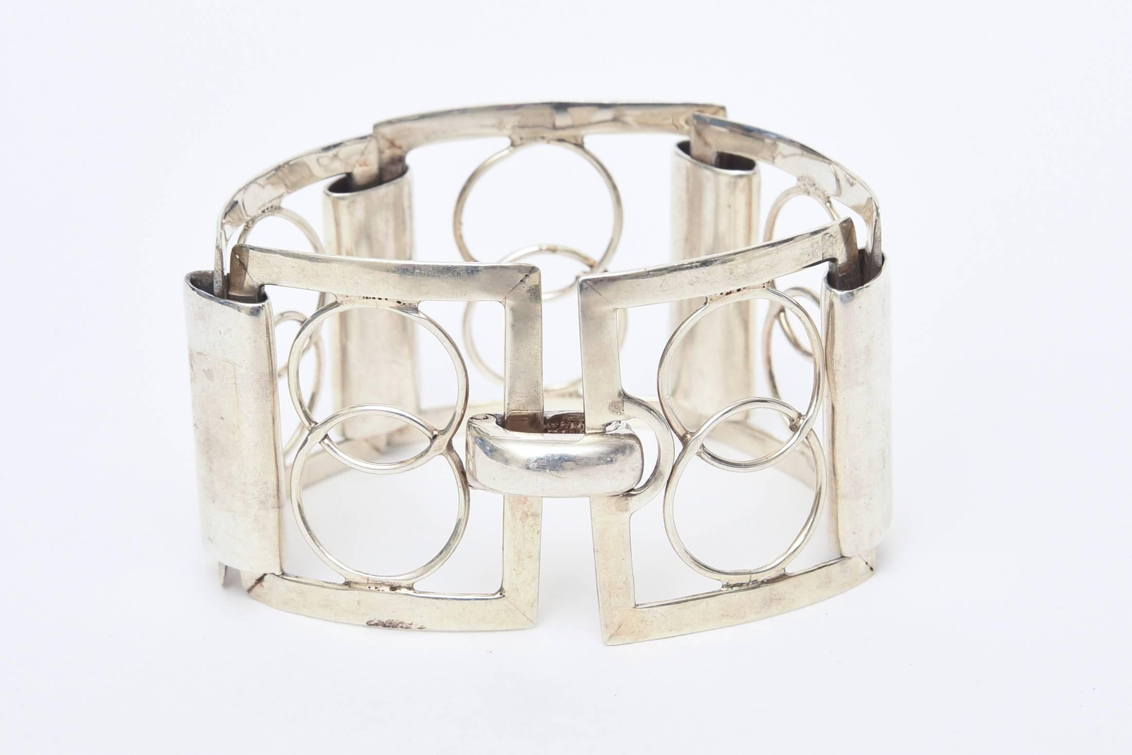 Sterling Silver Modernist Geometric Link Cuff Bracelet Italian In Good Condition For Sale In North Miami, FL