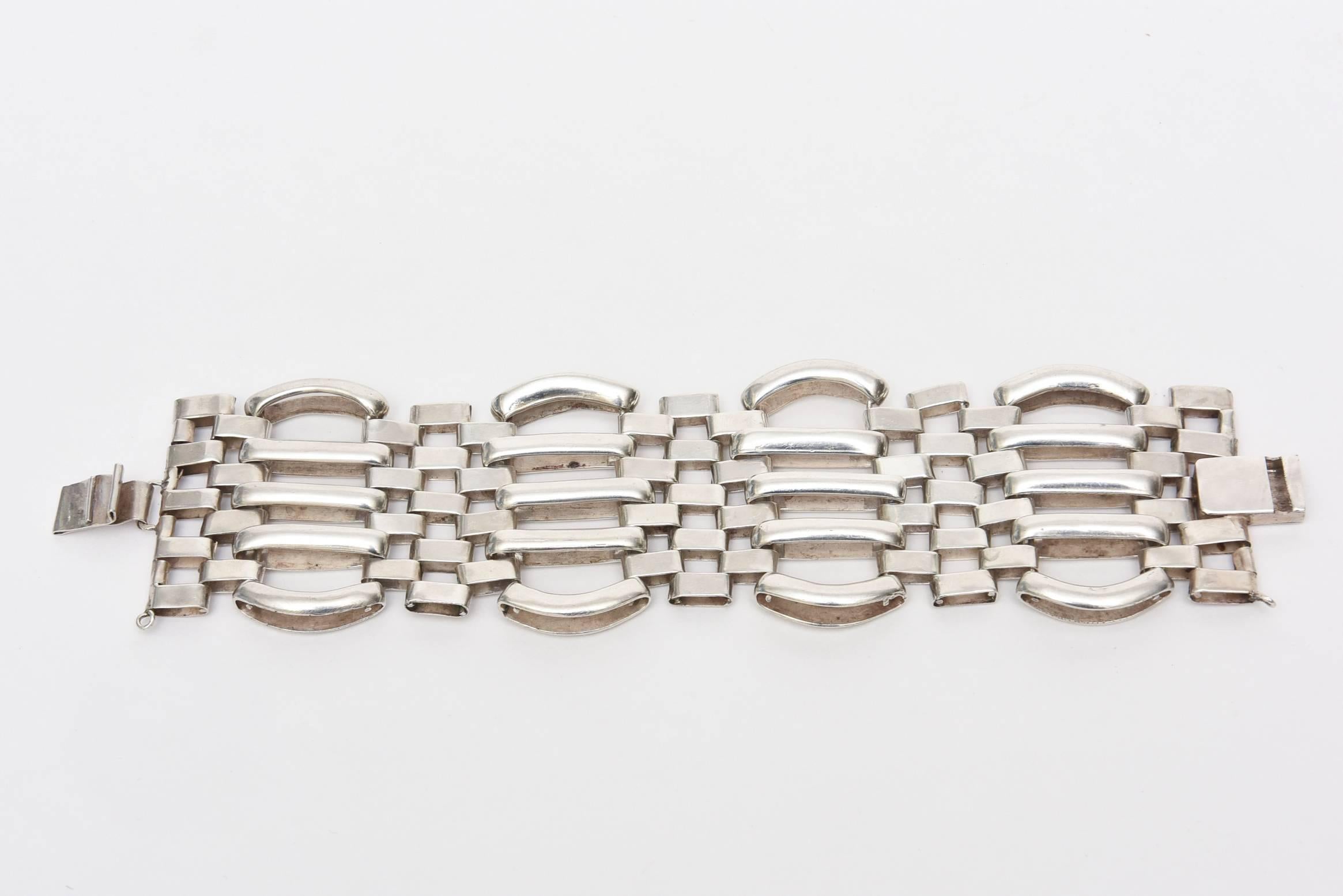 Moderne Bracelet manchette sculptural moderniste en argent sterling en vente