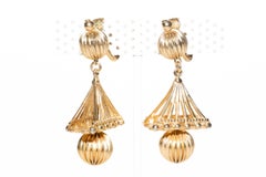 Orecchini pendenti vintage con clip firmati Napier, a forma di gabbia e campanella, anni '50
