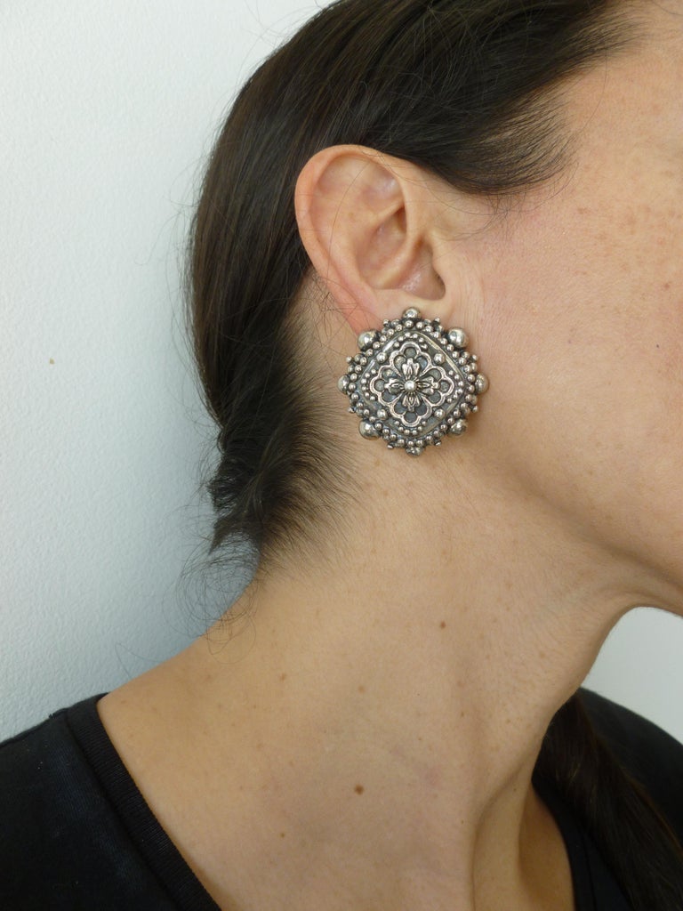 Stephen Dweck Sterling Silver Clip On Earrings Signed For Sale at 1stdibs