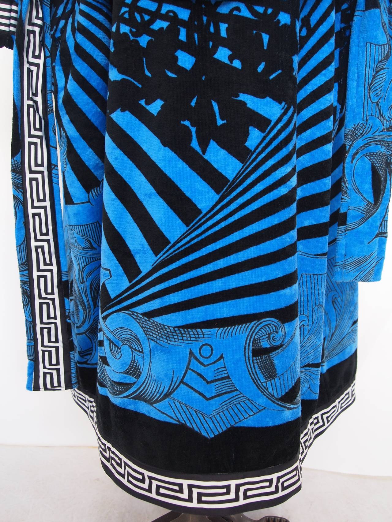 versace mens robe
