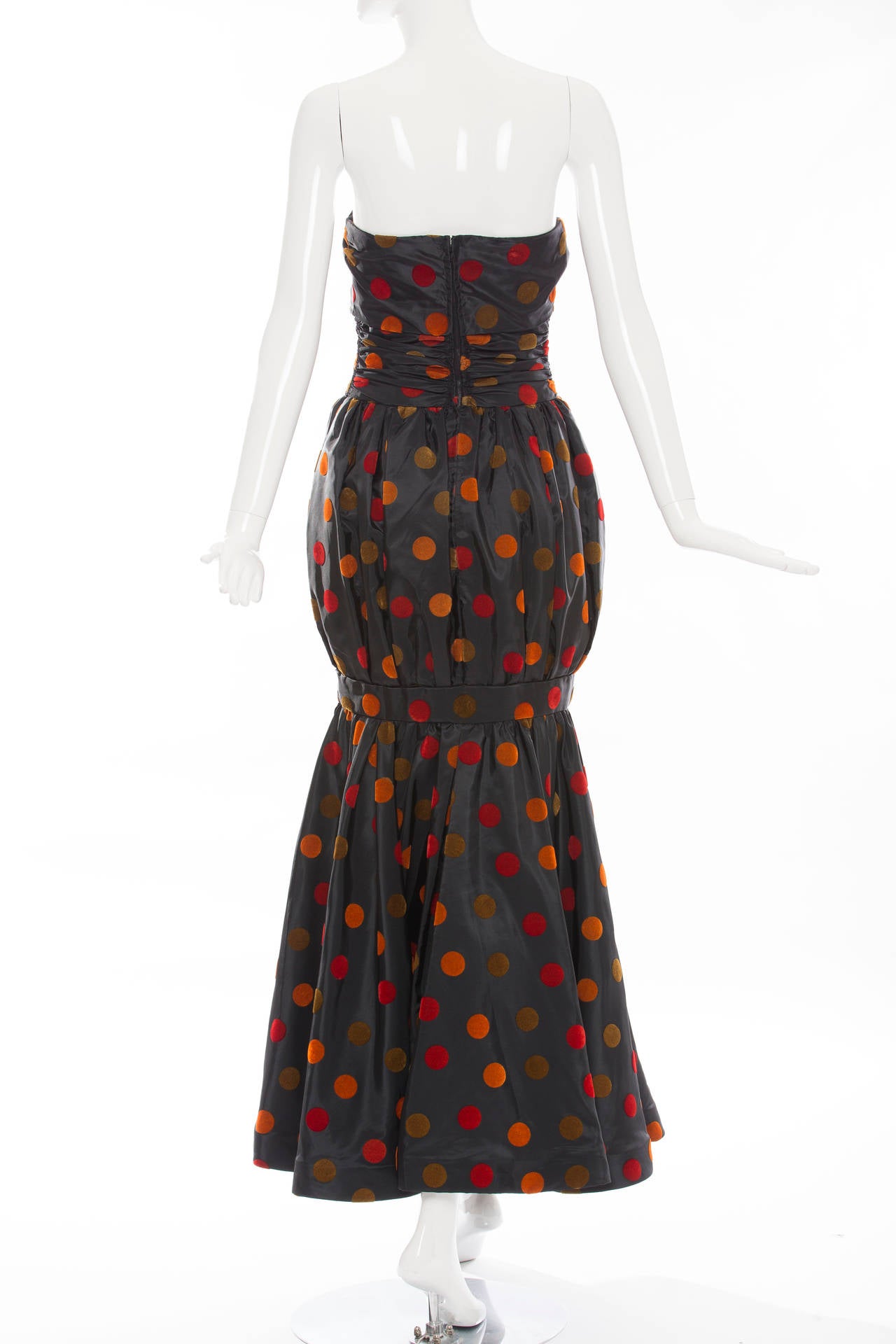 Nina Ricci Strapless Black Taffeta Velvet Polka Dots Evening Dress, Circa 1980s In Excellent Condition For Sale In Cincinnati, OH