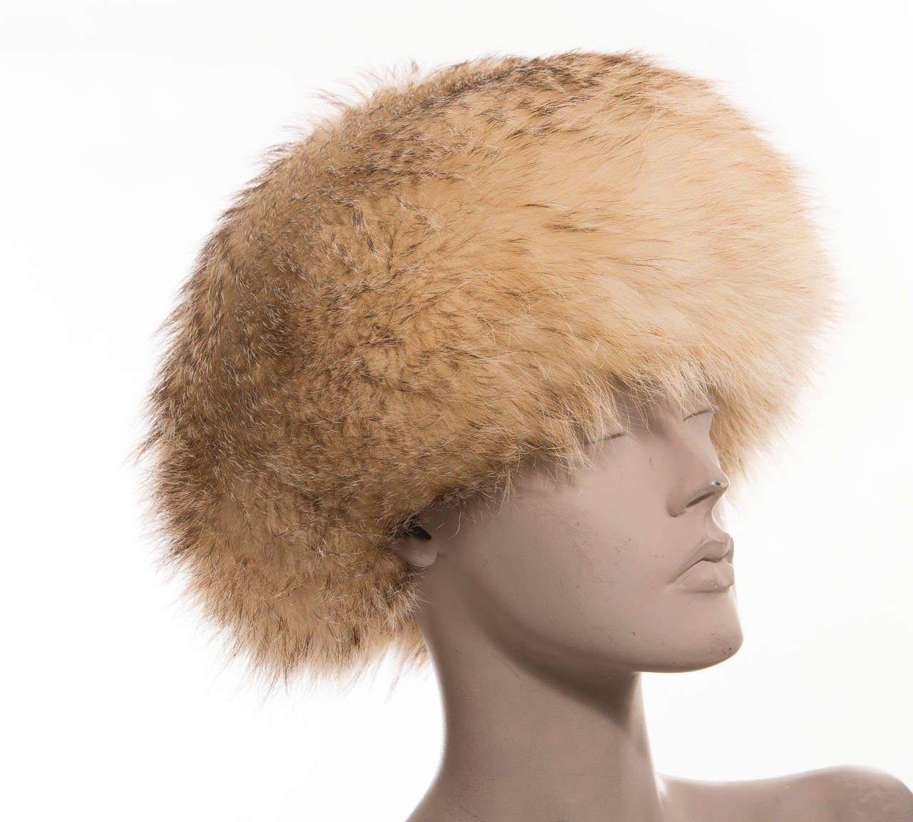 Fabiani 1960s fur hat

Circumference: 24.5 inches