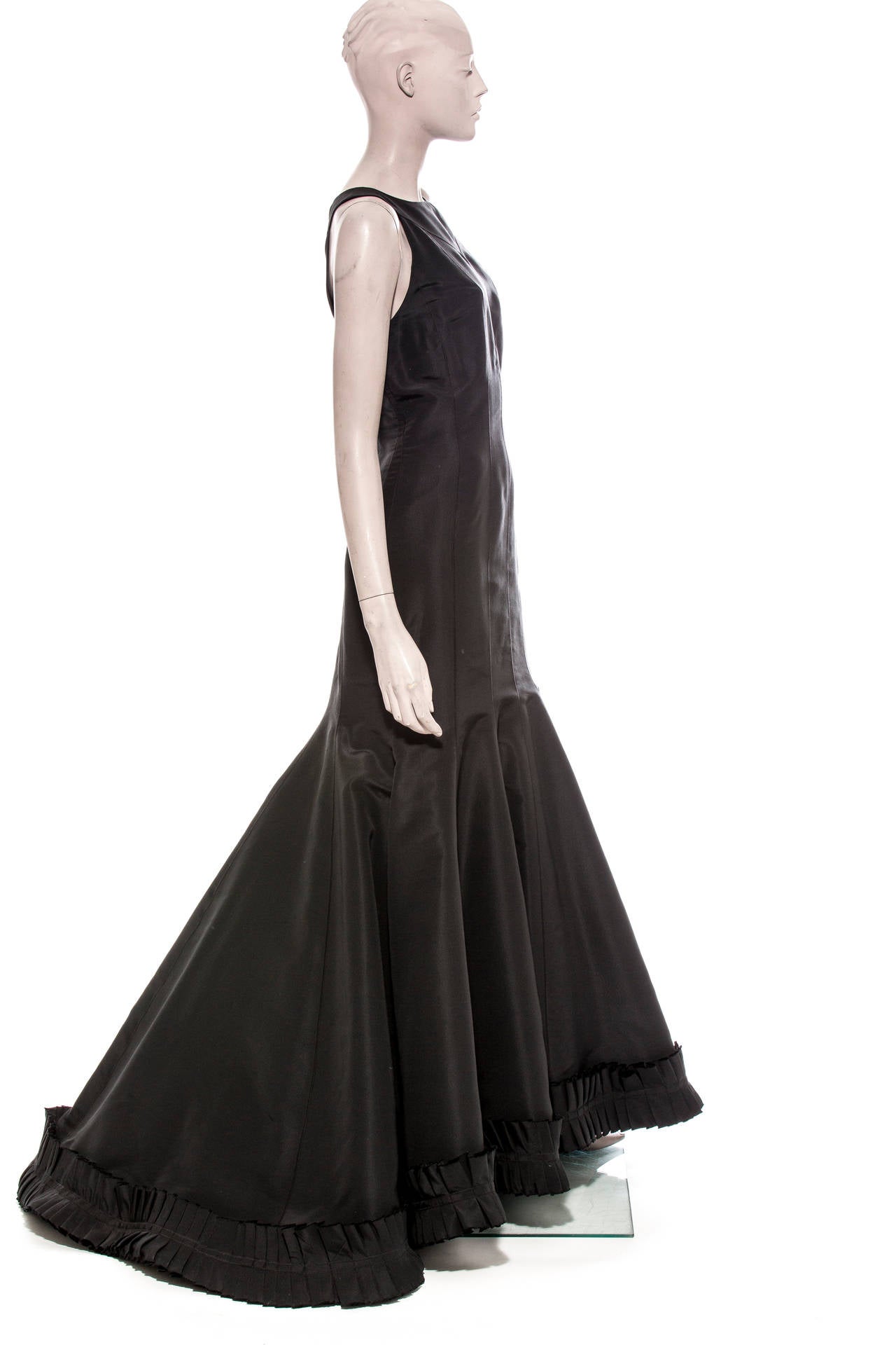 Women's Oscar de la Renta Sleeveless Black Silk Faille Evening Dress, Spring 2007