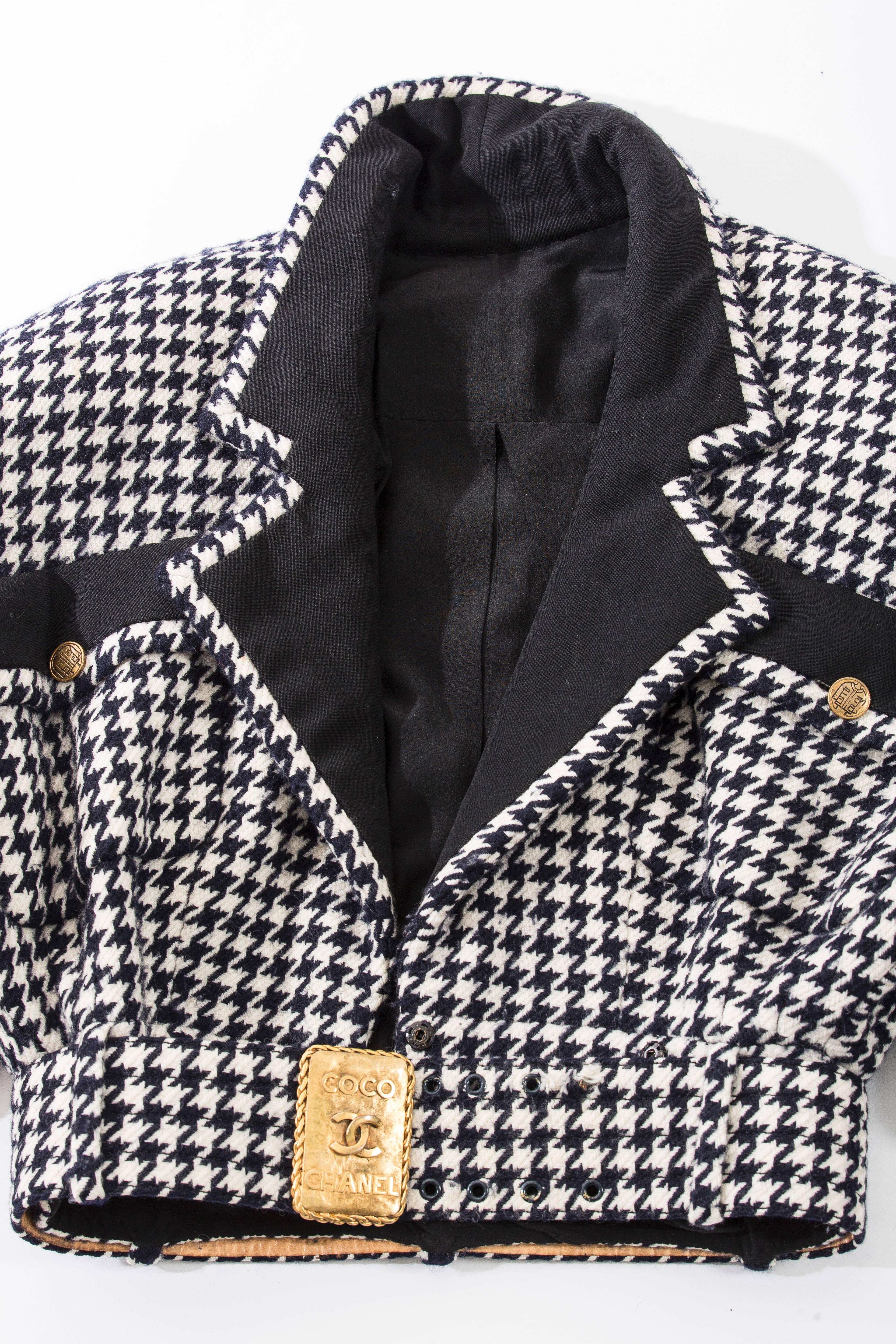 Chanel Haute Couture Houndstooth Jacket With Bronze CC Buckle Belt, Circa 1980's 4