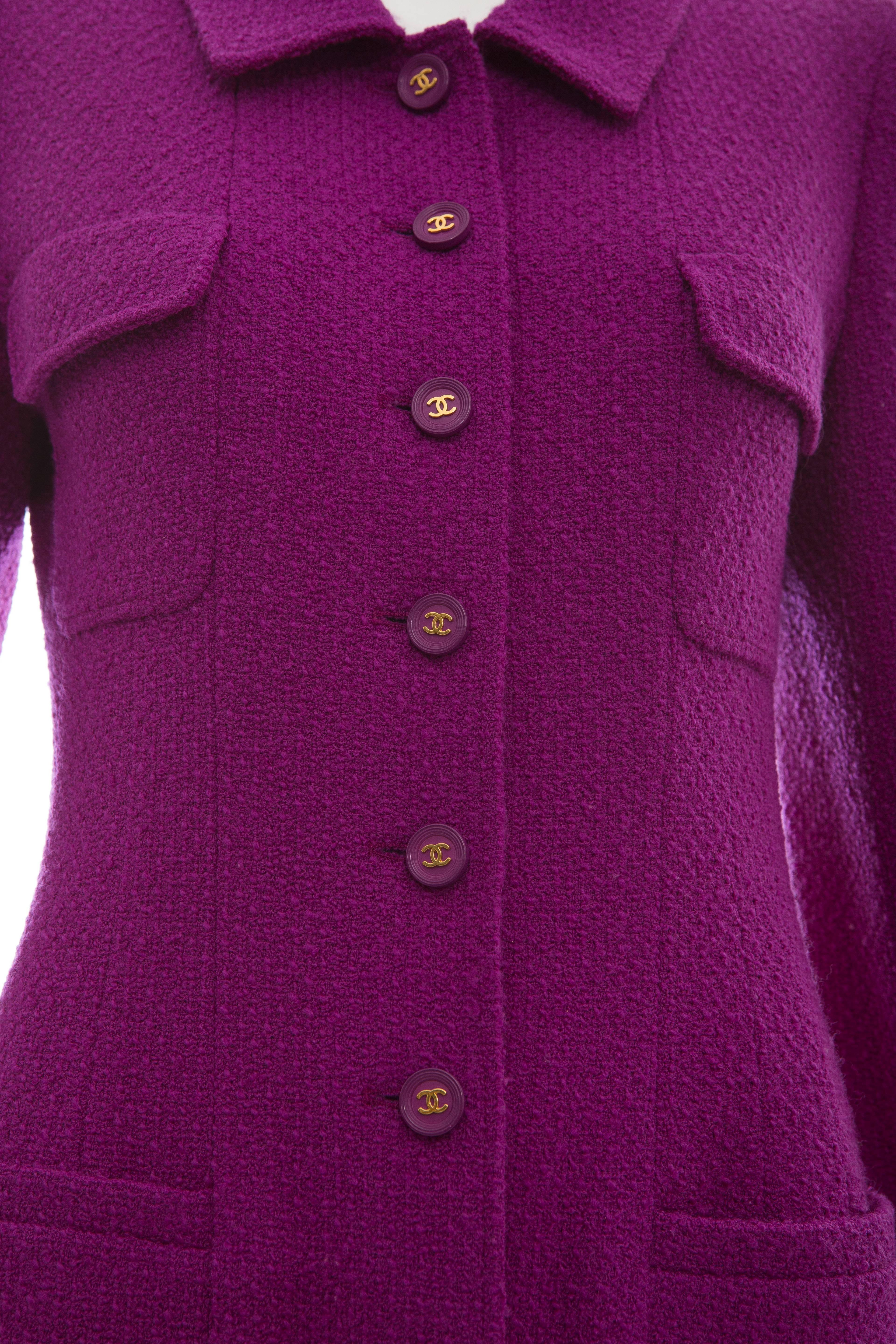 Chanel Violet Wool Crepe Button Front Jacket, Fall 1995 For Sale 3