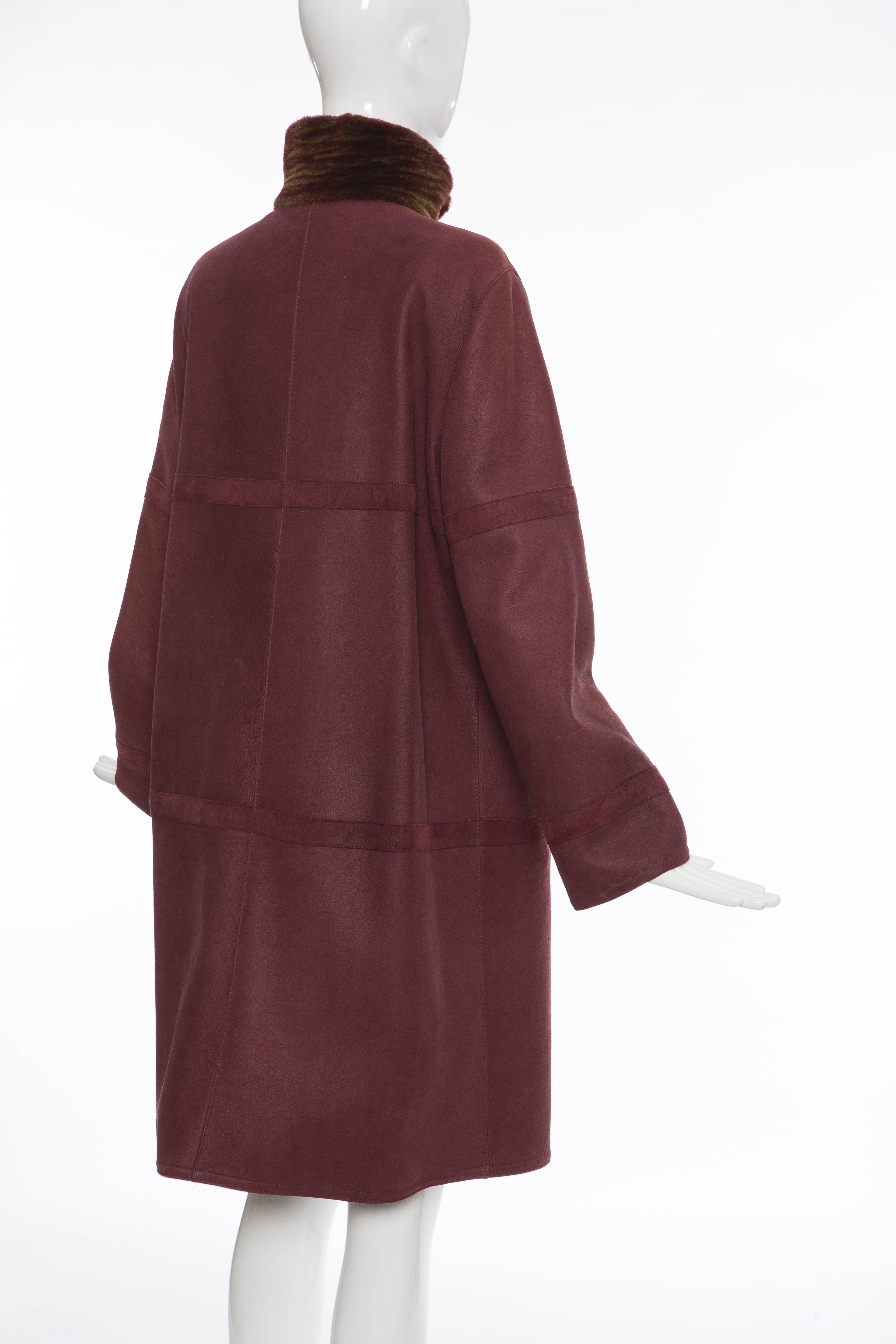 Oscar De la Renta Couture Plum Shearling Coat For Sale 1