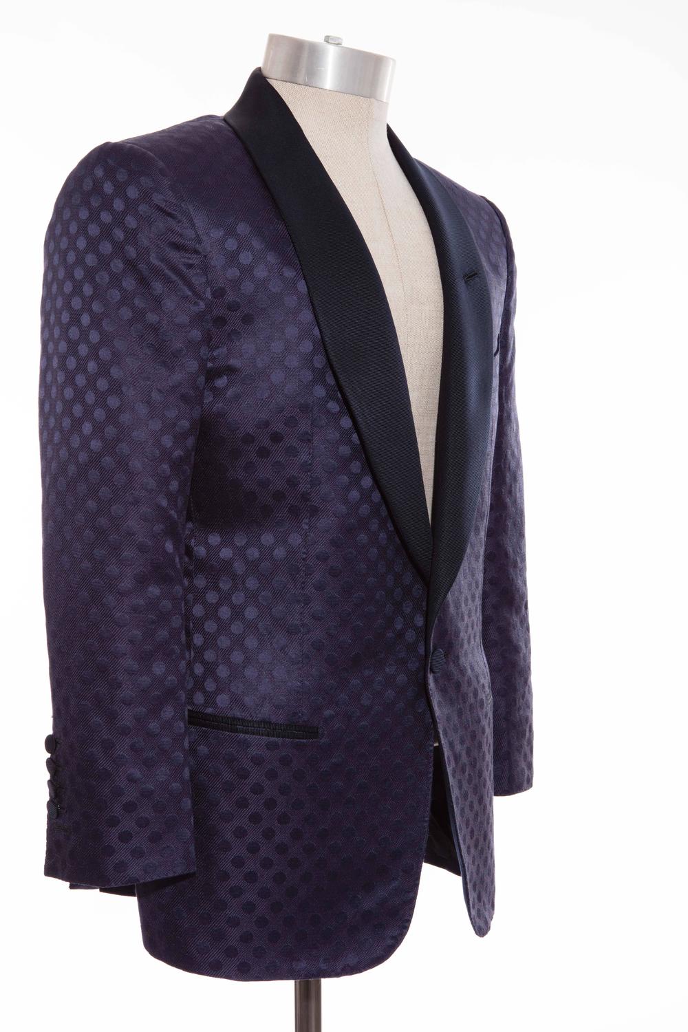 Mens dinner suits sale Buy productsuniverse_d1_sale___ from the Sale department at Debenhams. You'll find the widest range of productsuniverse_d1_sale___ products online and delivered to your door.