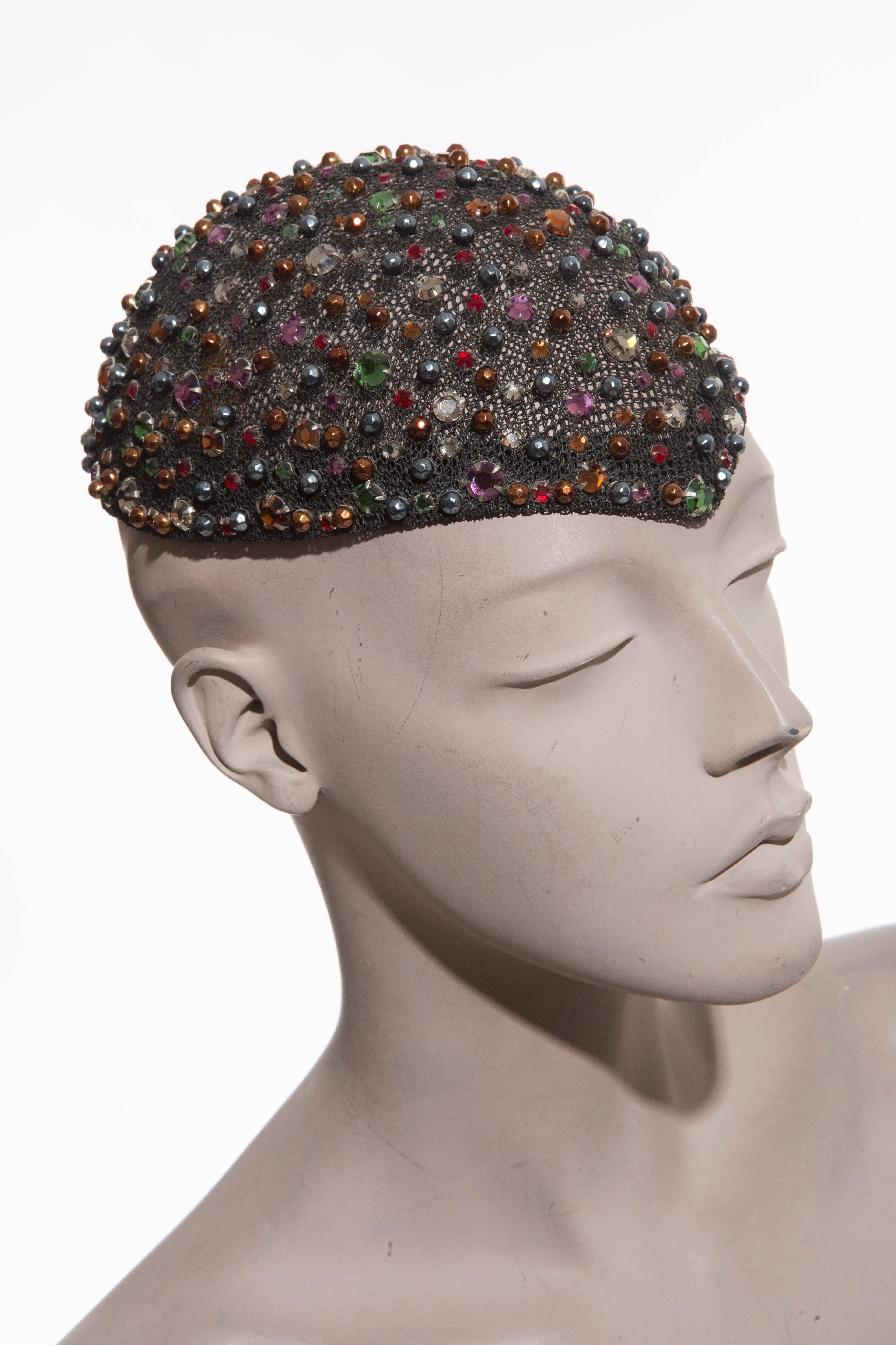 Frank Olive Prong Set Swarovski Crystal Black Mesh Skull Cap, Circa 1950's In Excellent Condition In Cincinnati, OH