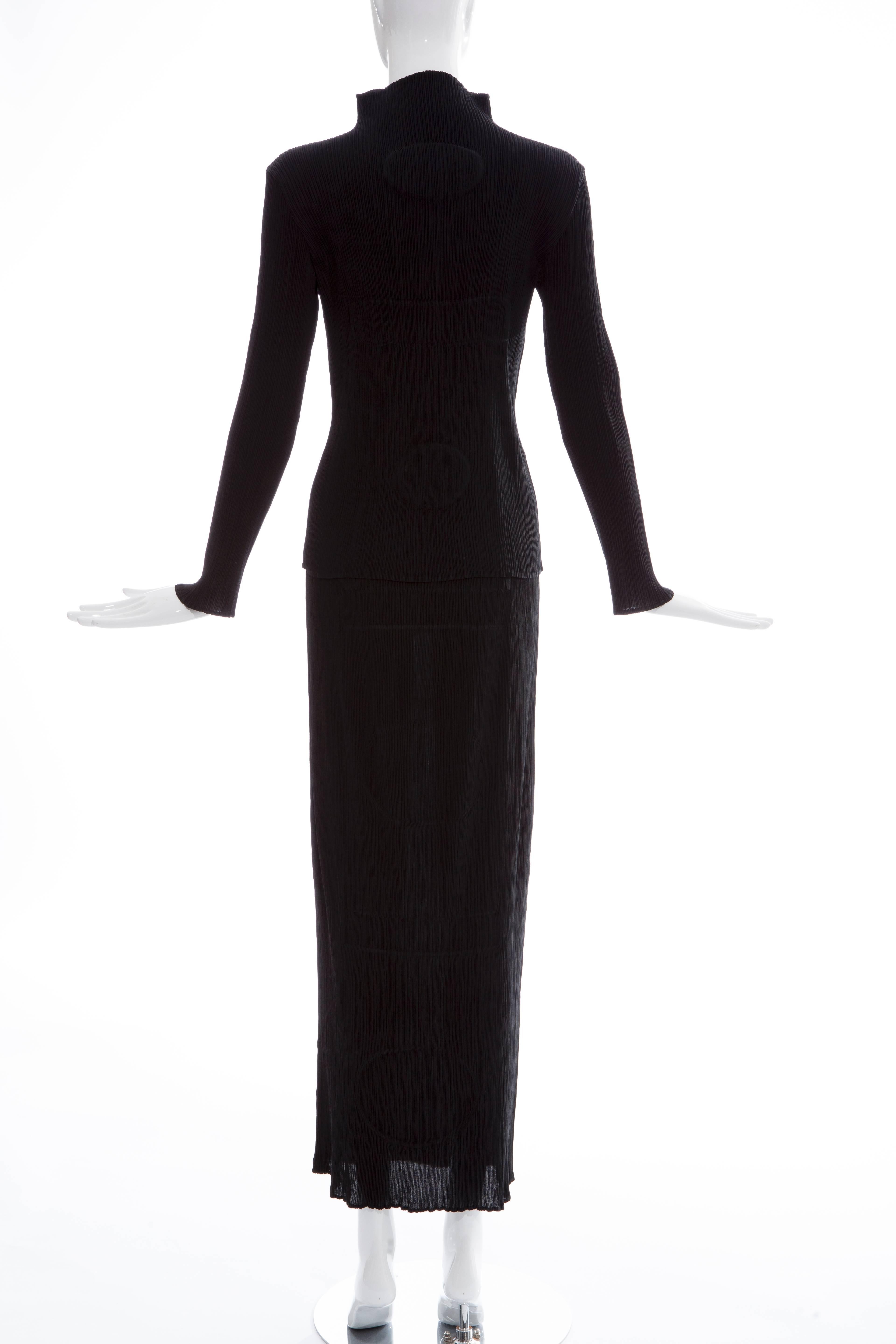 Issey Miyake Black Micro Pleated Orb Skirt Suit, Circa 1990's In Excellent Condition In Cincinnati, OH