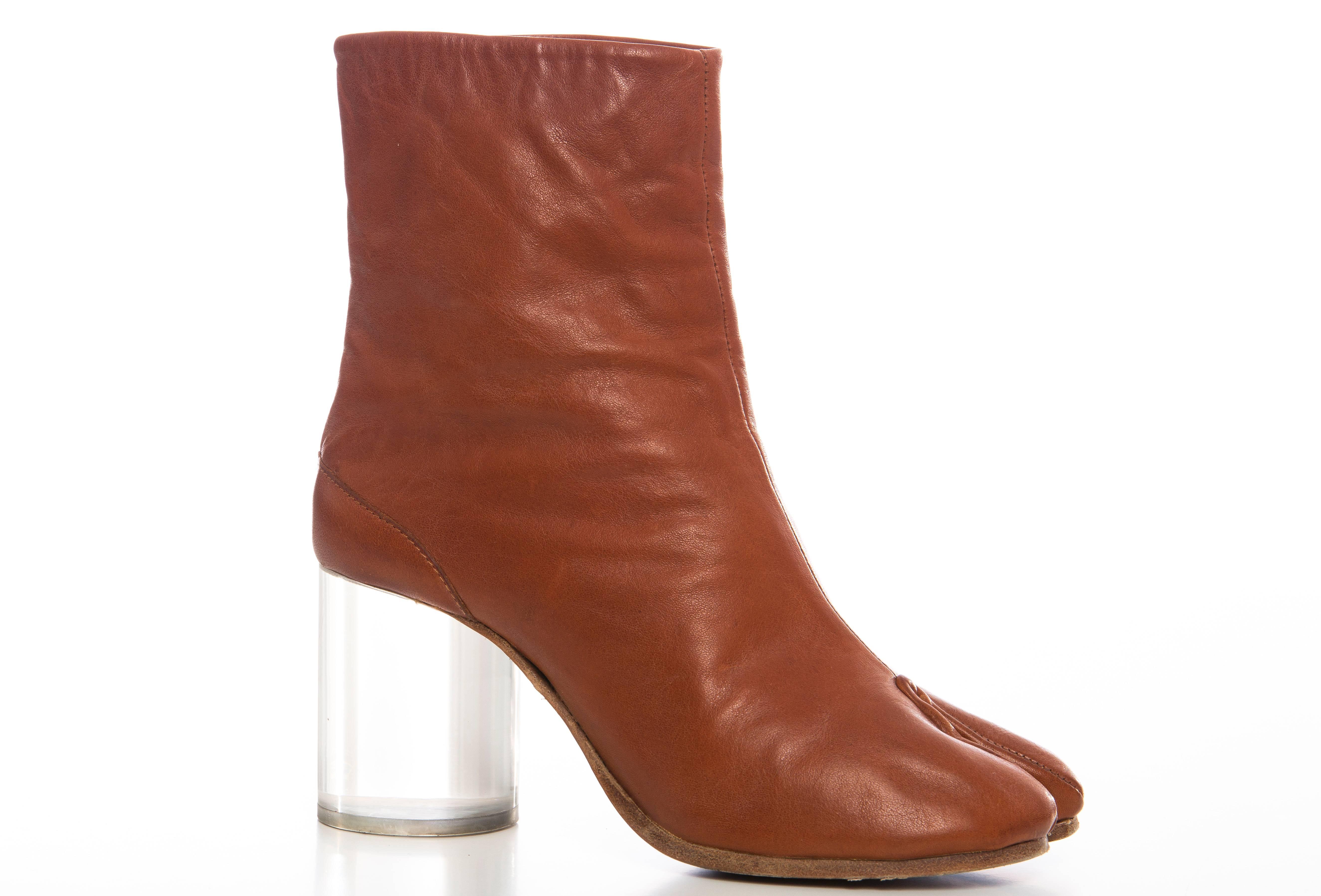 Maison Martin Margiela Leather Tabi Ankle Boots With Lucite Heels In Excellent Condition In Cincinnati, OH