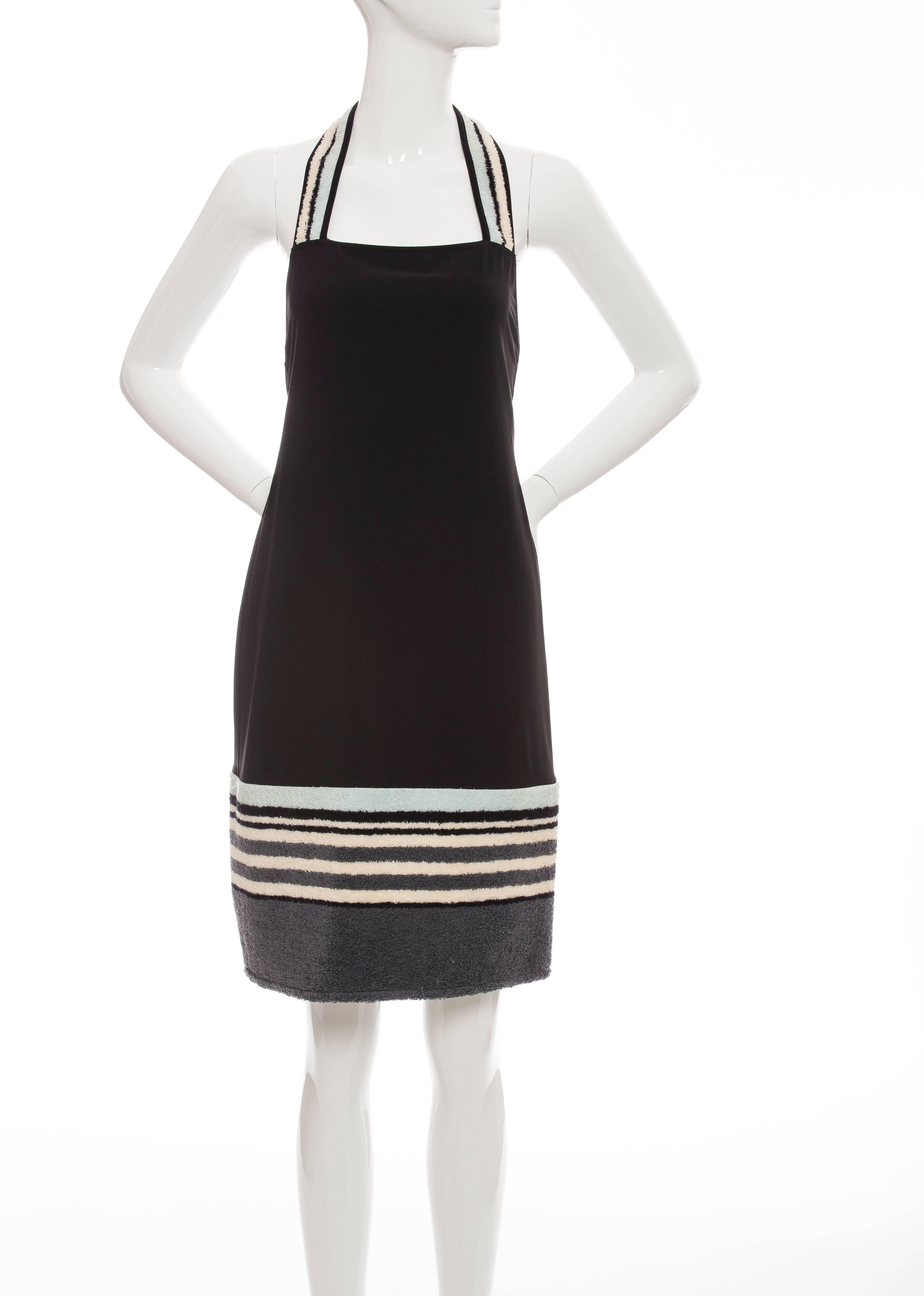 Chanel, Cruise 2000 black halter-dress with striped terrycloth trim.

EU. 38