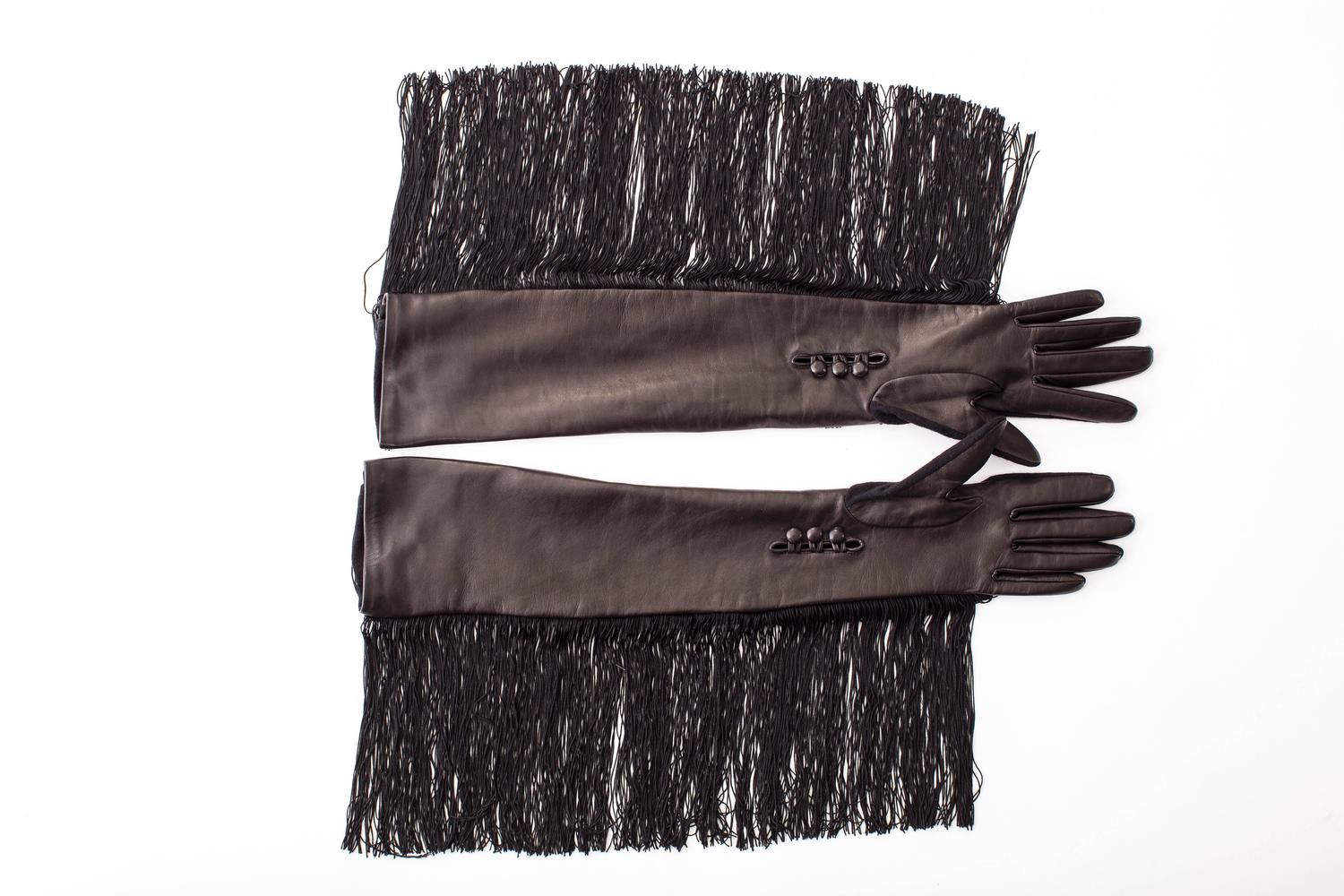 Lanvin By Alber Elbaz Black Leather Fringe Gloves at 1stdibs