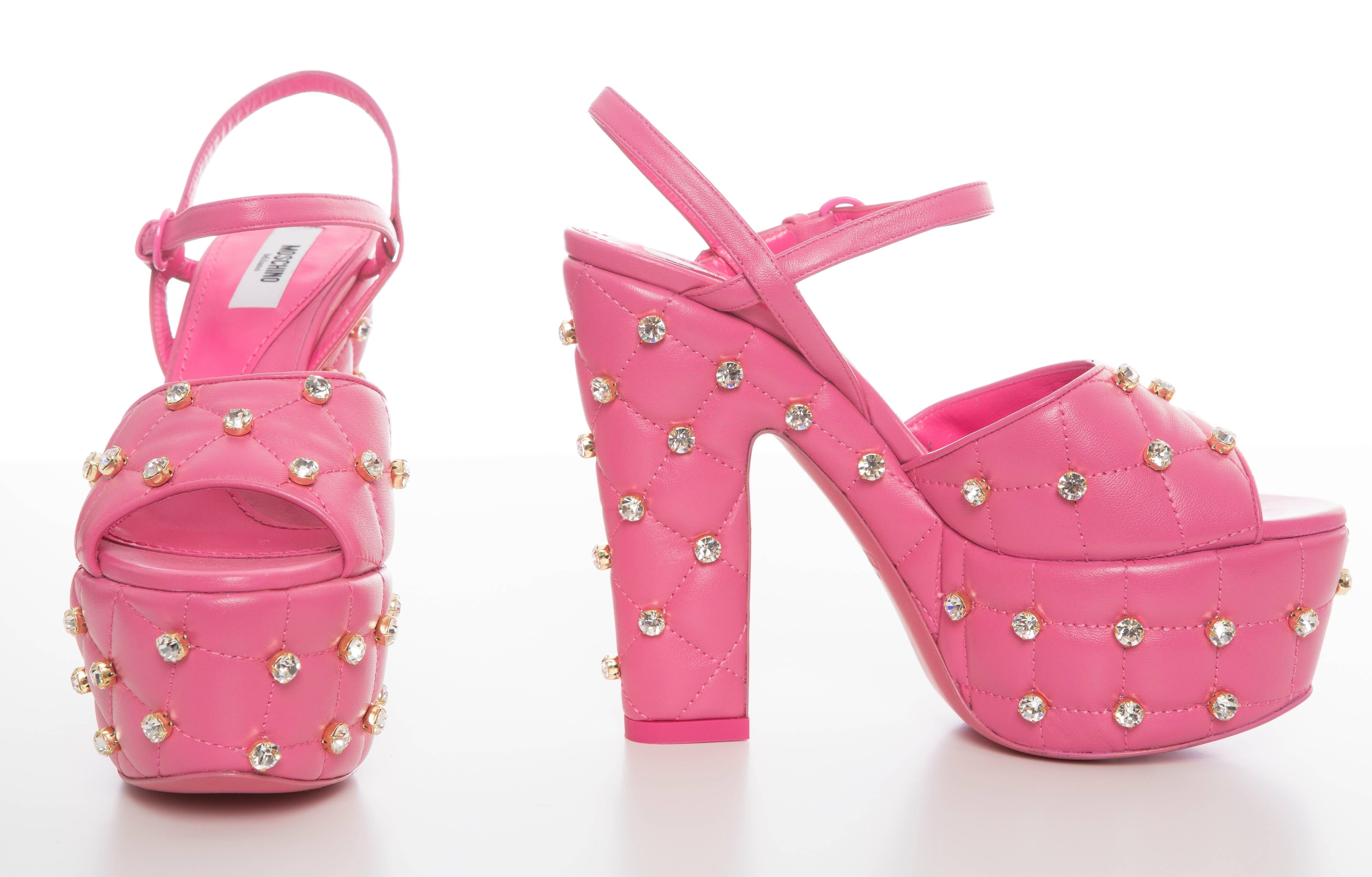 Moschino Couture Pink Quilted Leather Crystal Platform Sandals, Spring 2015 In Excellent Condition In Cincinnati, OH