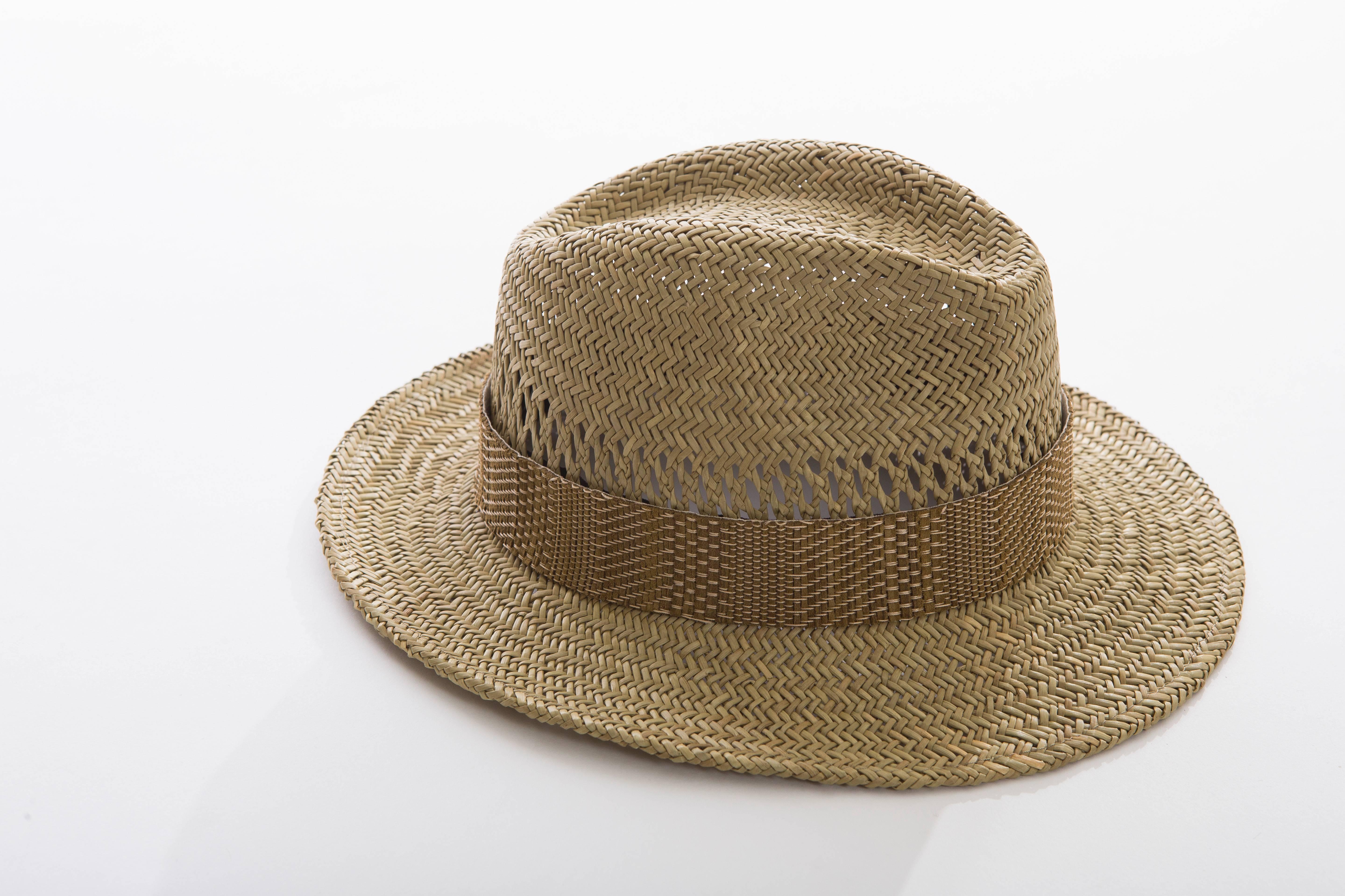 Lanvin Men's Open Weave Straw Brimmed Hat Includes Hat Box In Excellent Condition In Cincinnati, OH