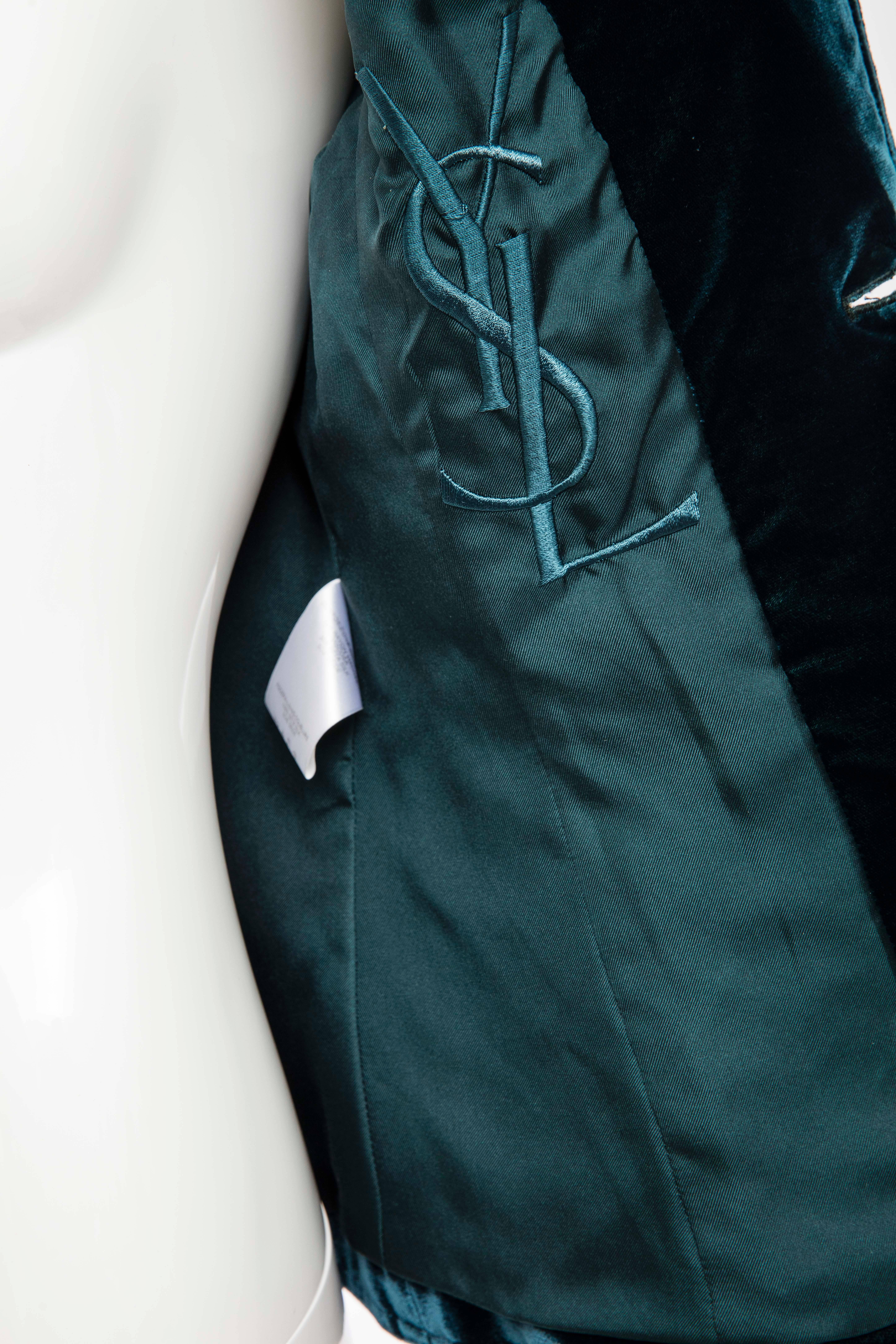 Tom Ford for Yves Saint Laurent Runway Emerald Silk Velvet Blazer, Fall 2003 For Sale 1