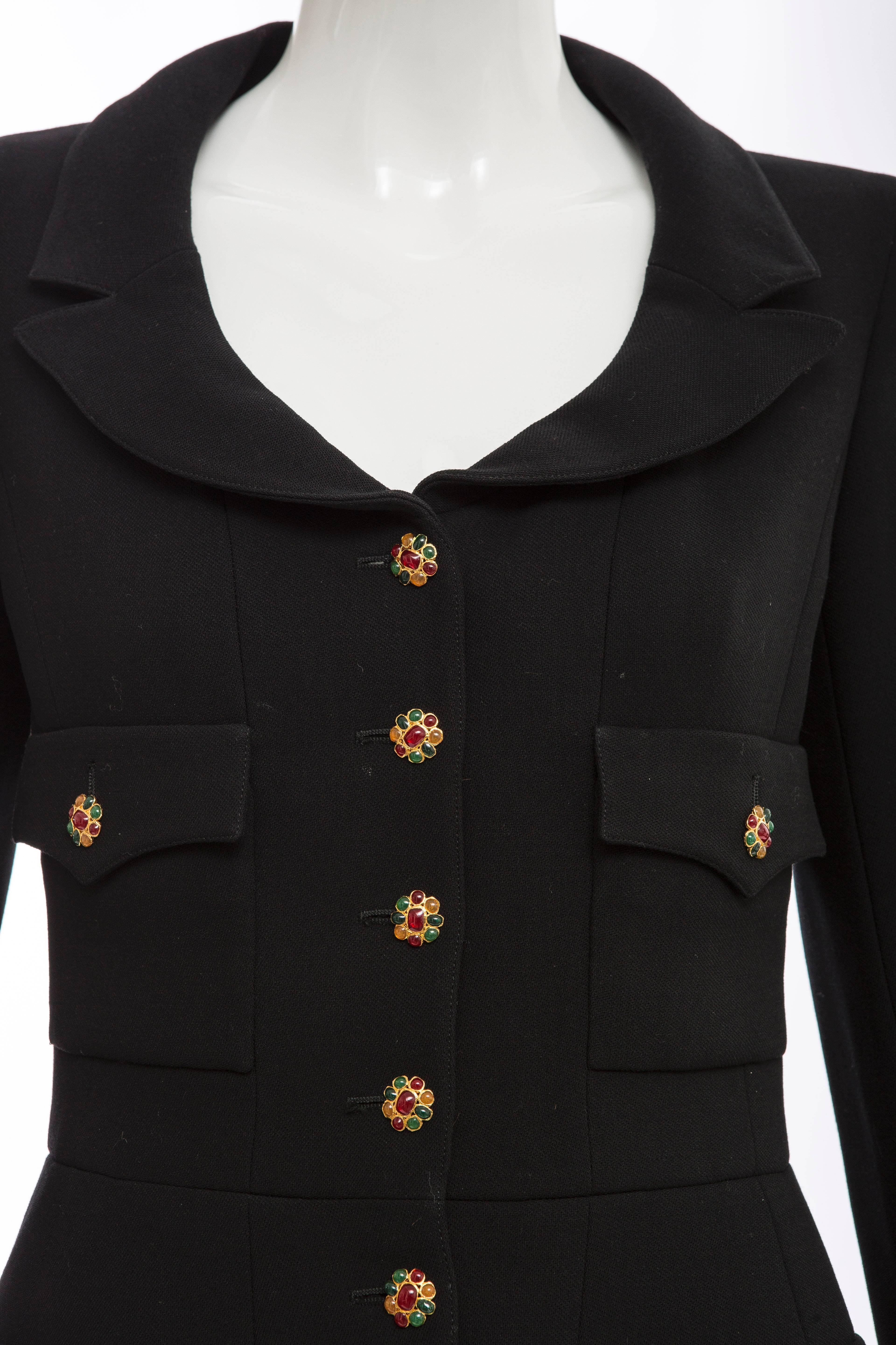 Chanel Black Wool Jacket With Gripoix Buttons, Autumn - Winter 1996 In Excellent Condition In Cincinnati, OH