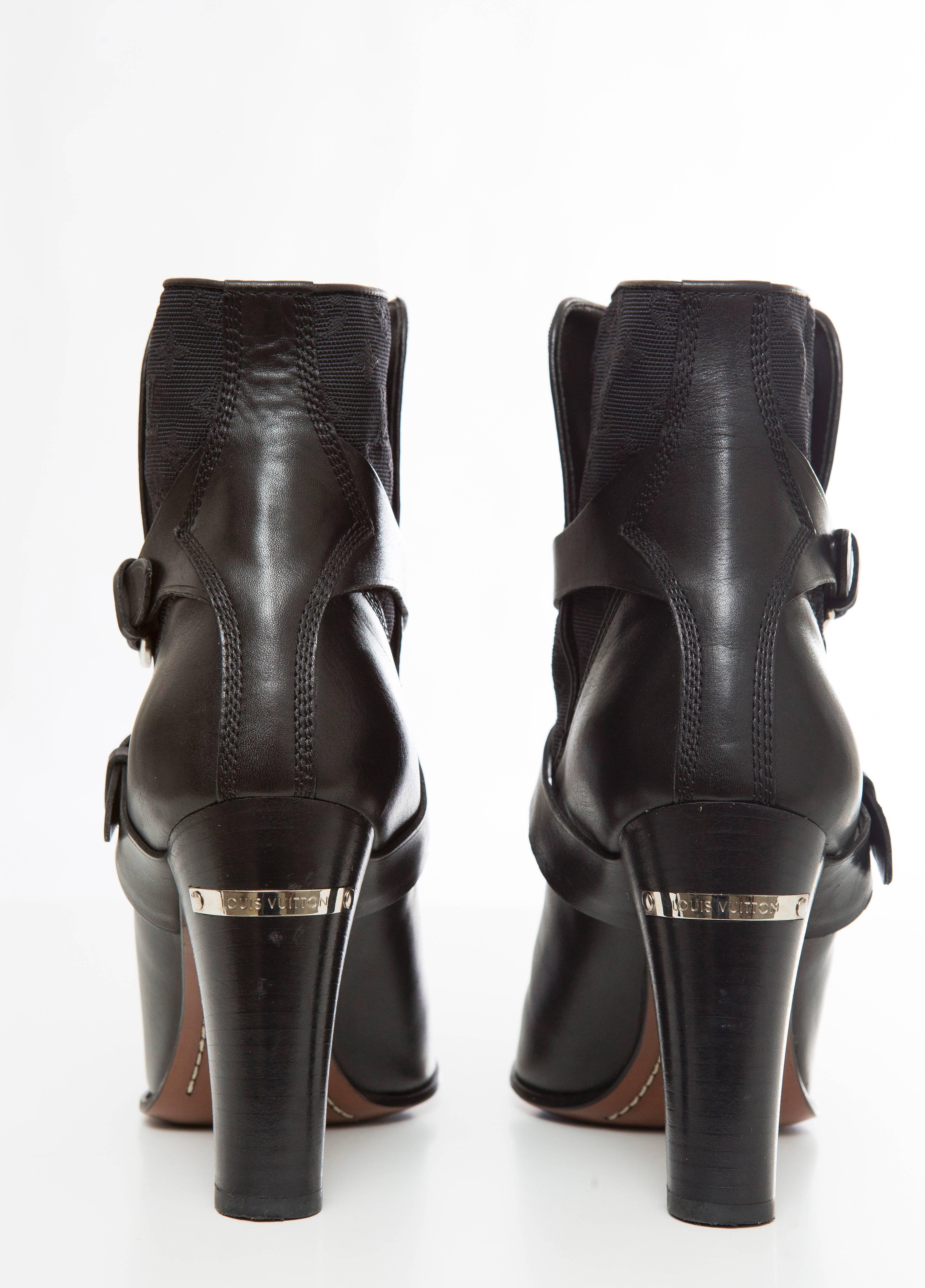 Louis Vuitton Black Leather Ankle Boots 1