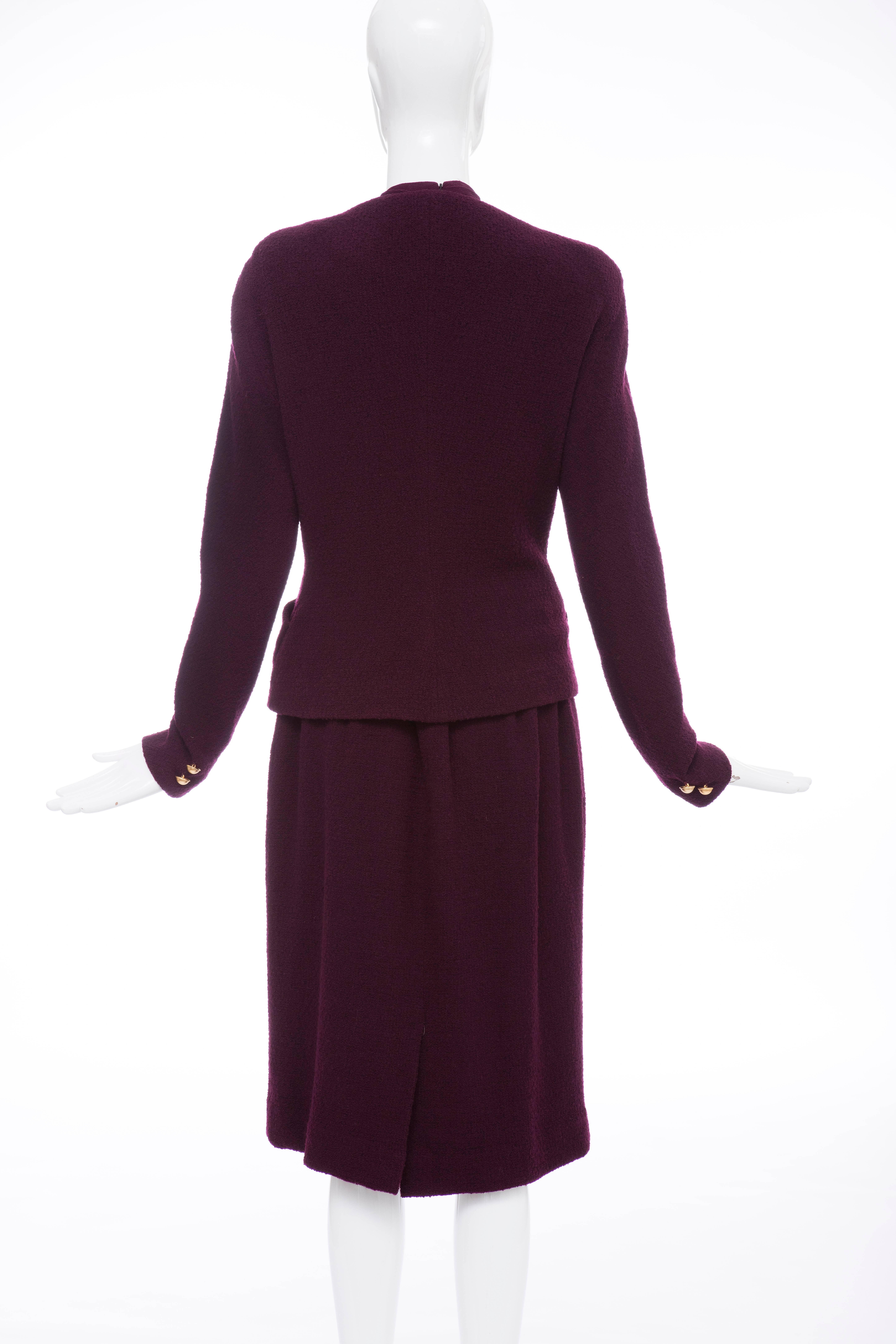 Donna Karan Eggplant Stretch Wool Nylon Knit Skirt Suit, Circa 1980's In New Condition In Cincinnati, OH