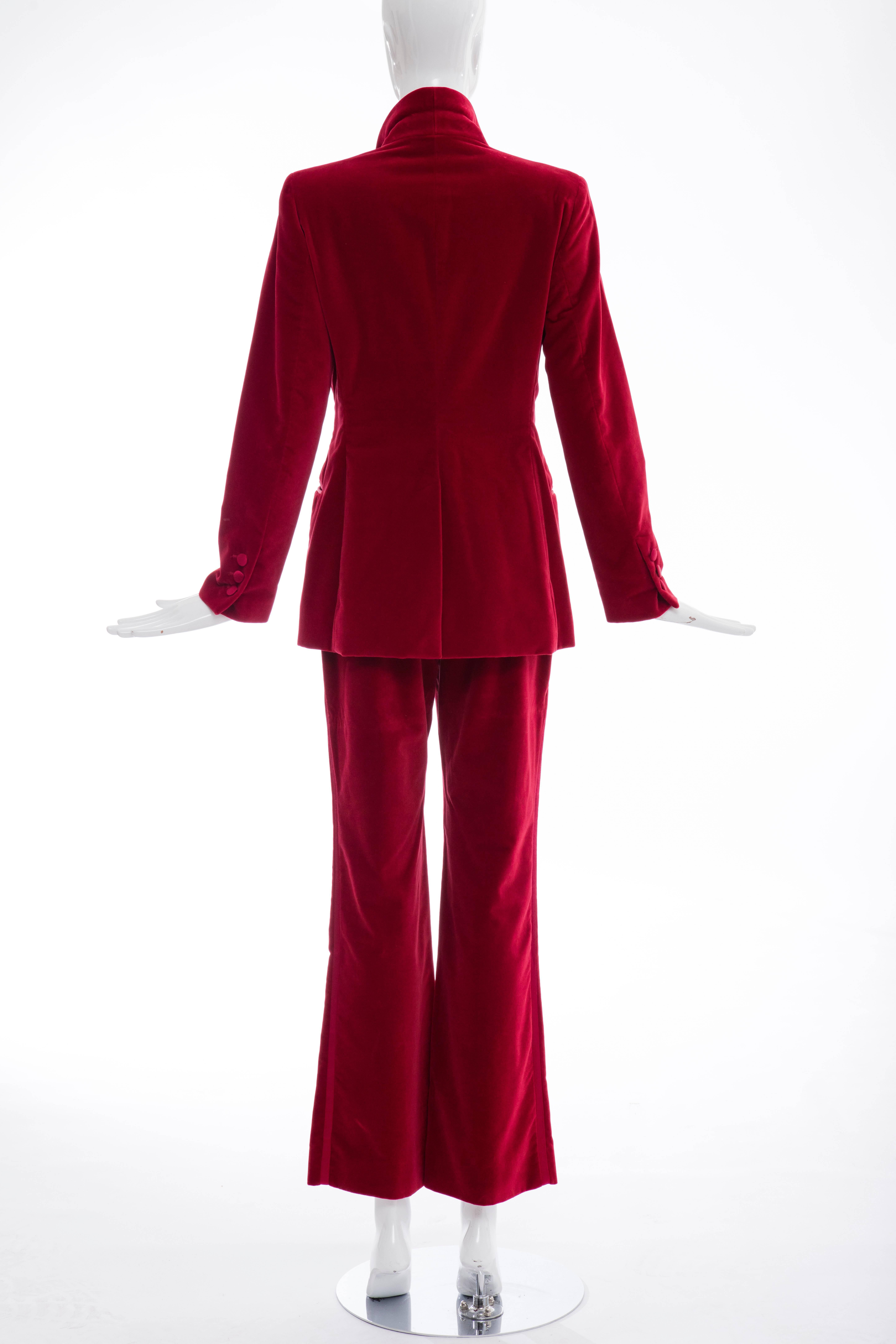 Gucci Tom Ford Red Cotton Velvet Pantsuit, Fall 1996 In Excellent Condition In Cincinnati, OH