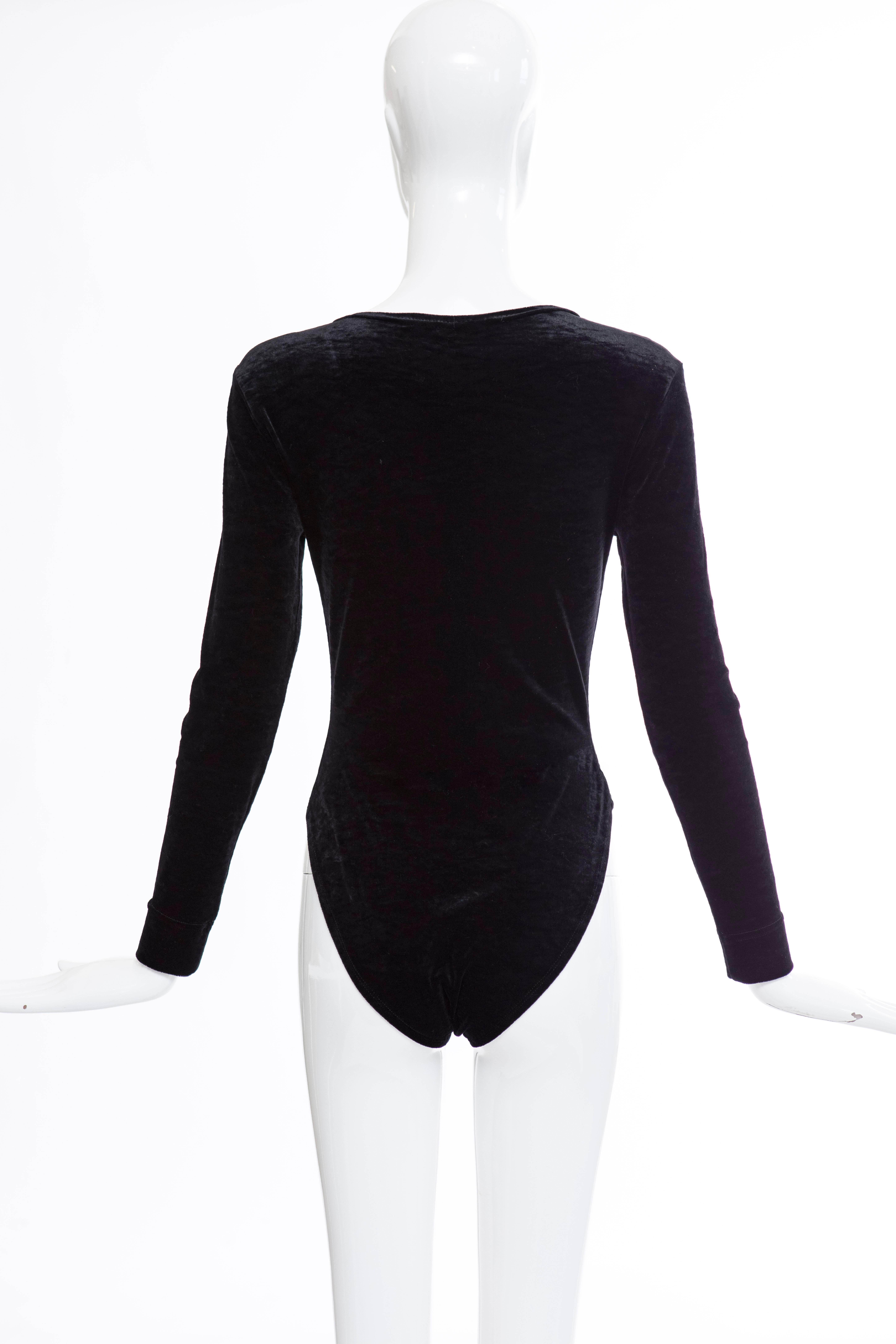 Cheap And Chic By Moschino Black Nylon Spandex Velvet Bodysuit, Early 2000s In Excellent Condition For Sale In Cincinnati, OH