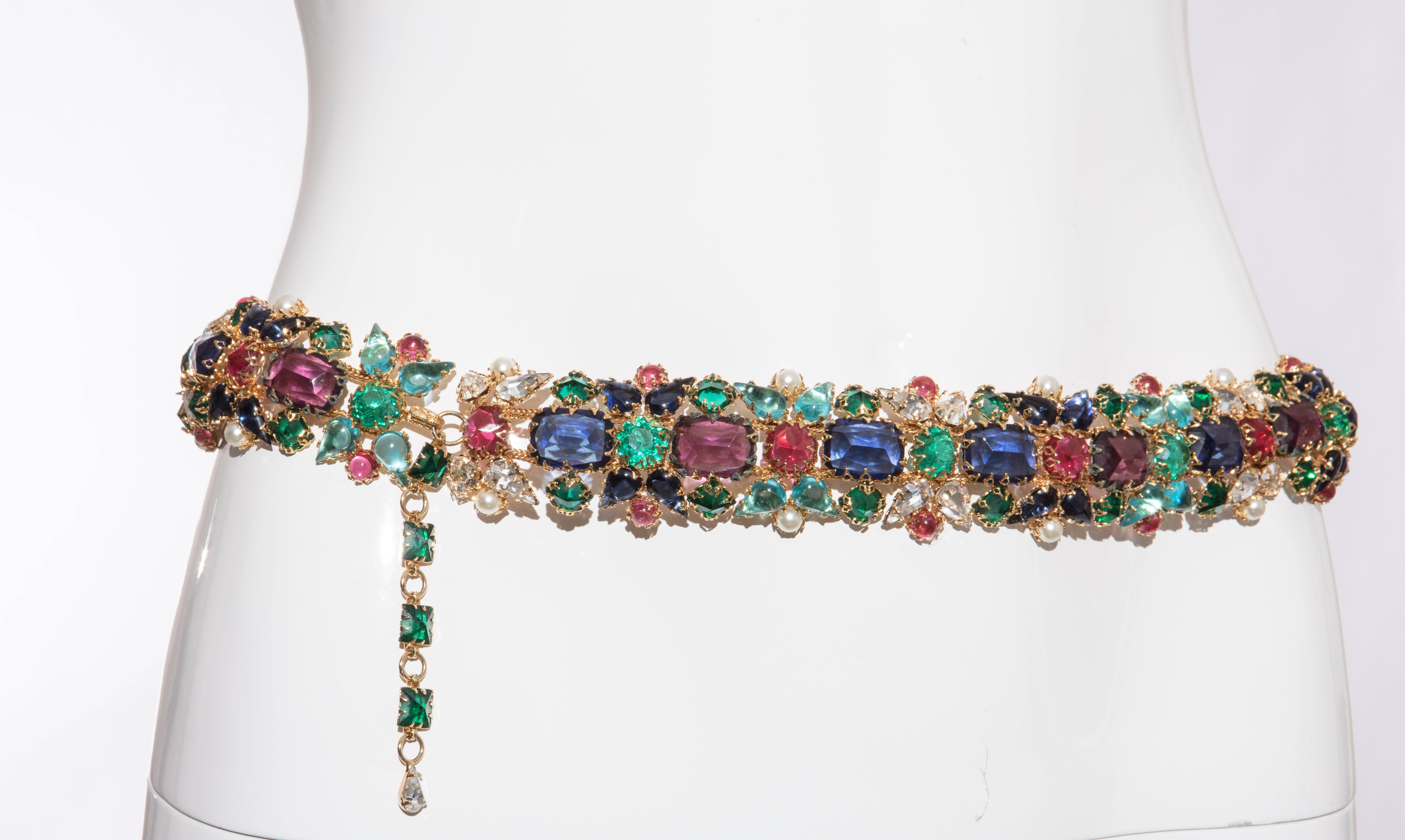 Multifaceted multicolored jeweled with pearls evening belt.

Length: 30, Width 1.5