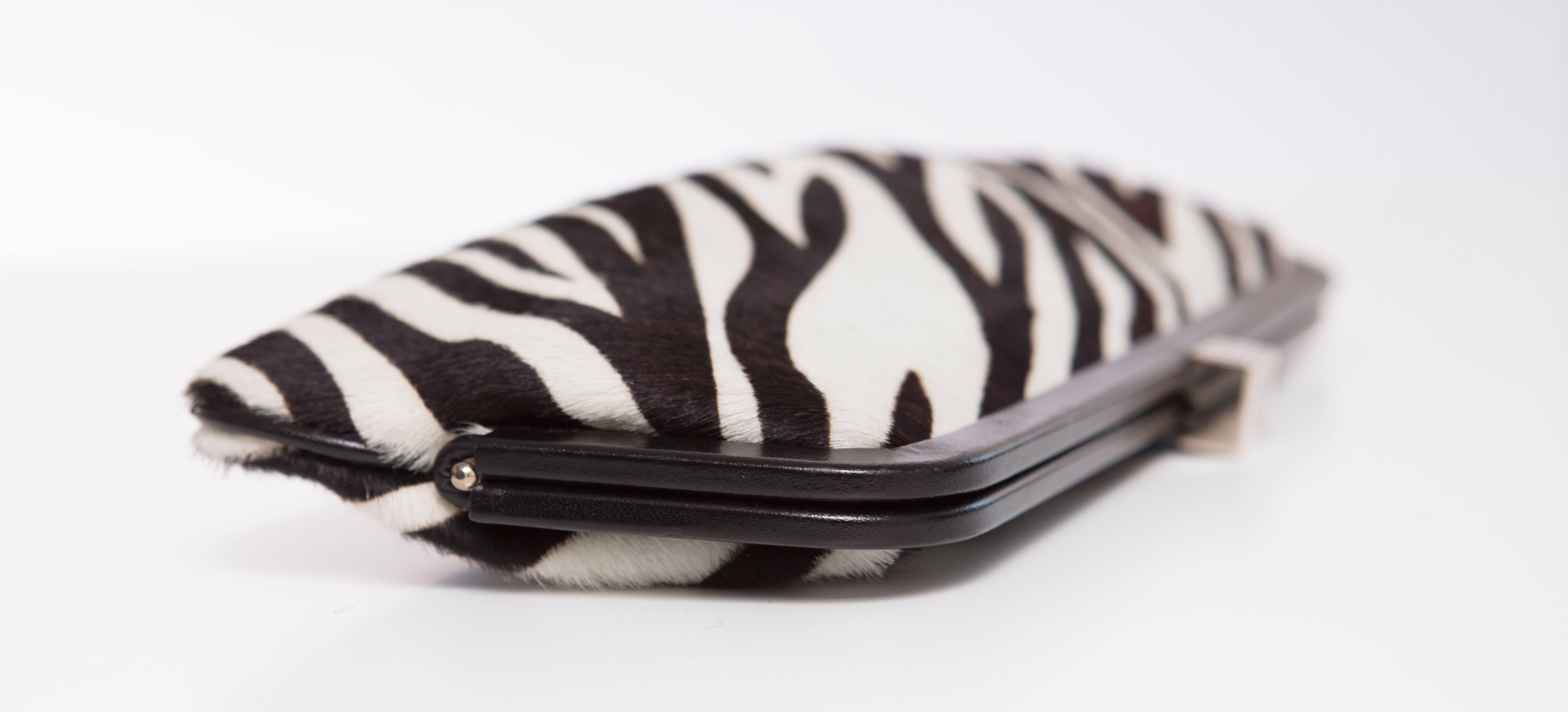 Lambertson Truex Black And White Zebra Print Pony Hair Clutch In Excellent Condition For Sale In Cincinnati, OH