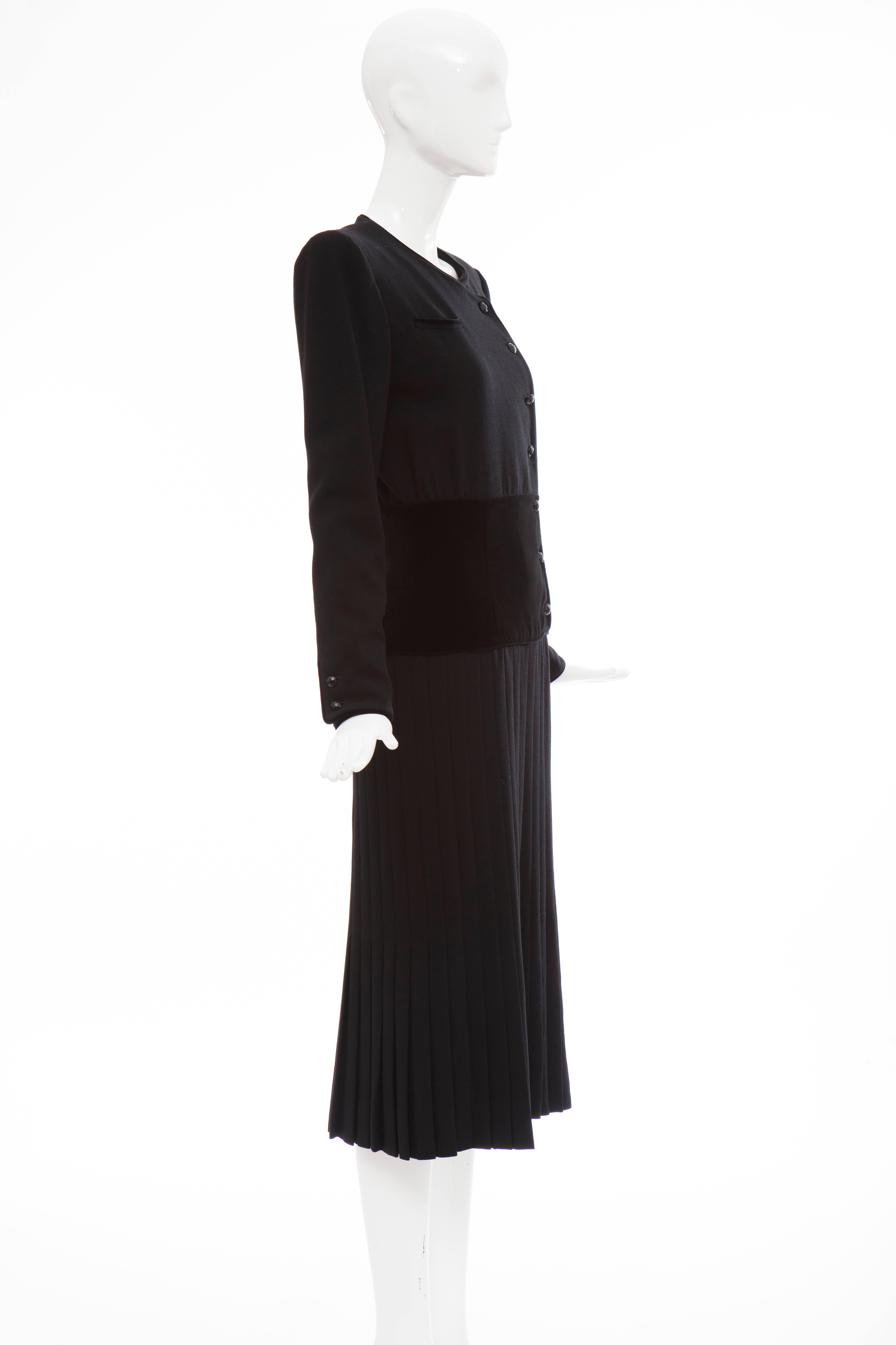 Valentino Black Wool Crepe And Velvet Evening Dress, Circa 1980's In Excellent Condition For Sale In Cincinnati, OH
