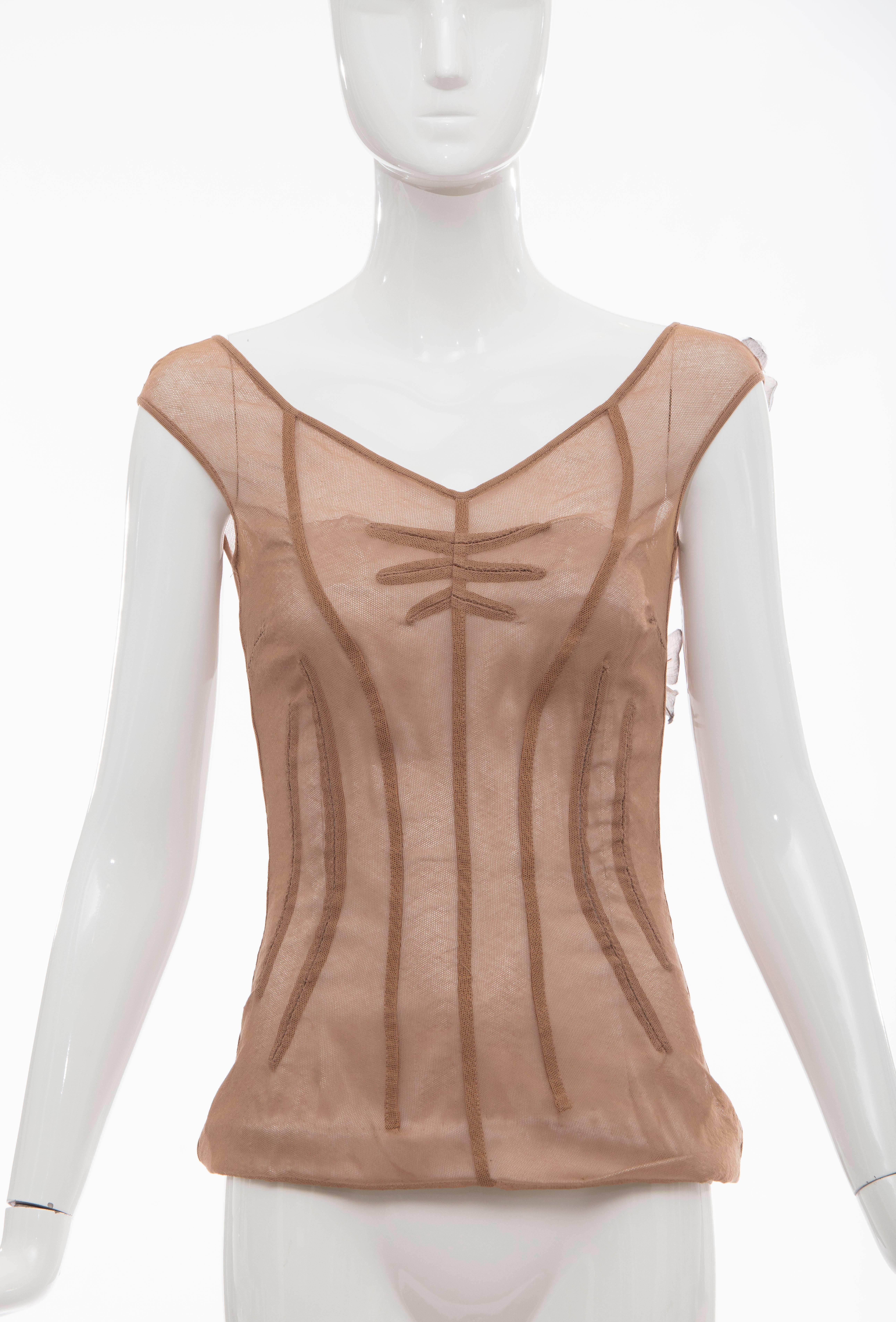 Dolce & Gabanna Spring-Summer 1998, Stromboli Collection cotton lycra mesh top with V-neck and appliqué butterfly embellishments featuring concealed zip closure at back.

IT. 42
US. 6

Bust: 34, Waist 32, Length 23
