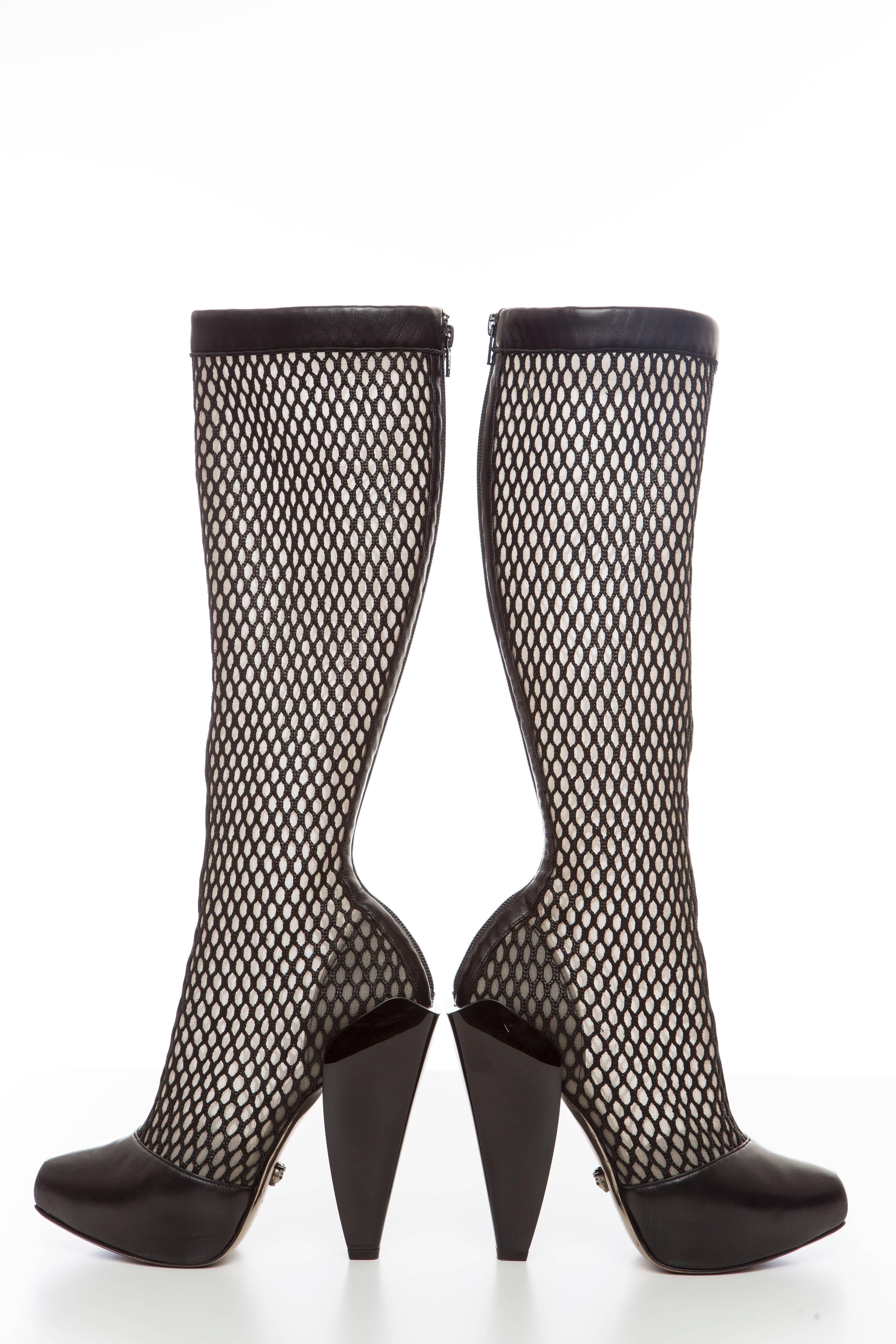 Versace Black Woven Mesh Boots, Autumn - Winter 2012 For Sale 3