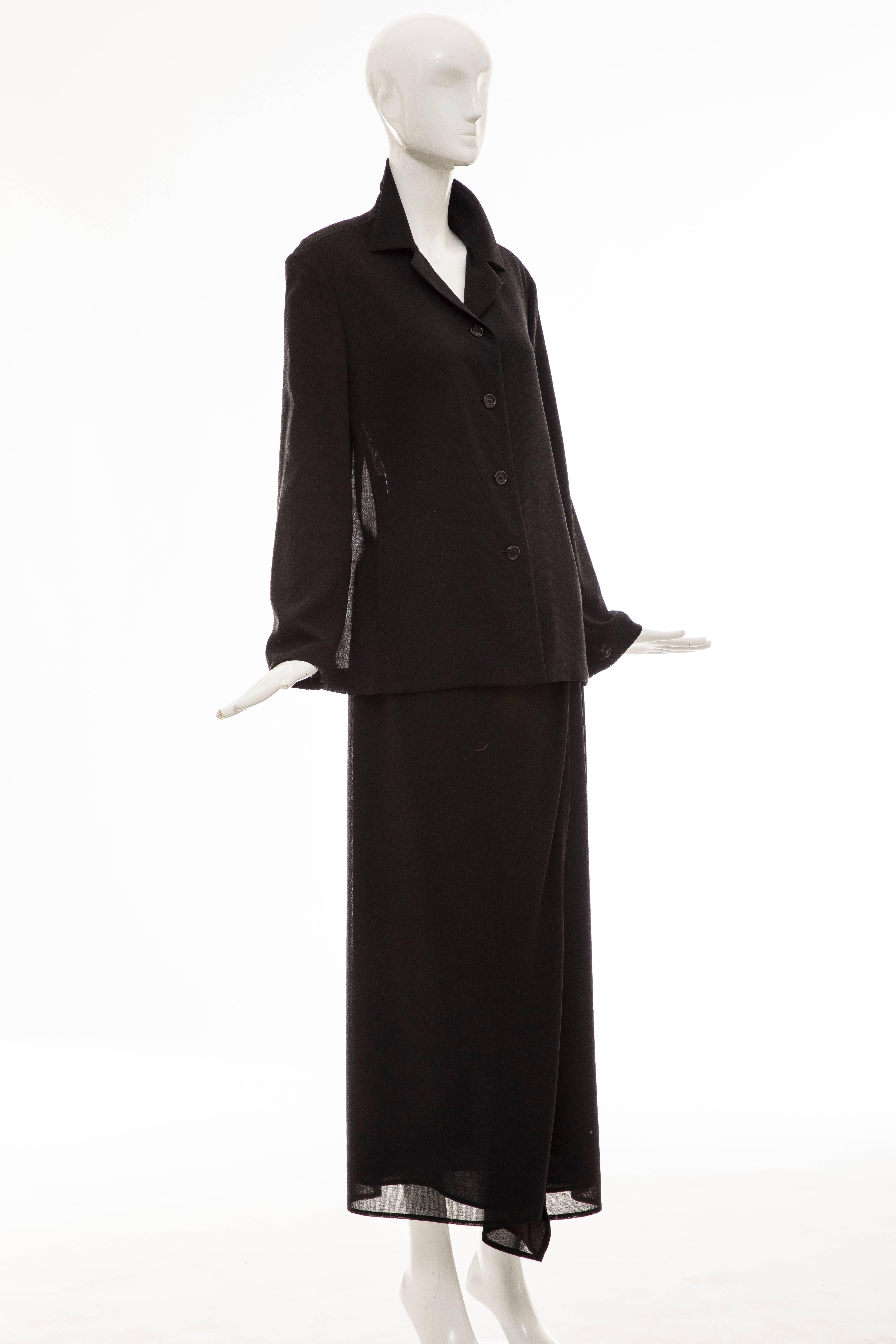 Cerruti 1881 Black Lightweight Wool Gauze Skirt-Suit, Circa 1990's In Excellent Condition For Sale In Cincinnati, OH
