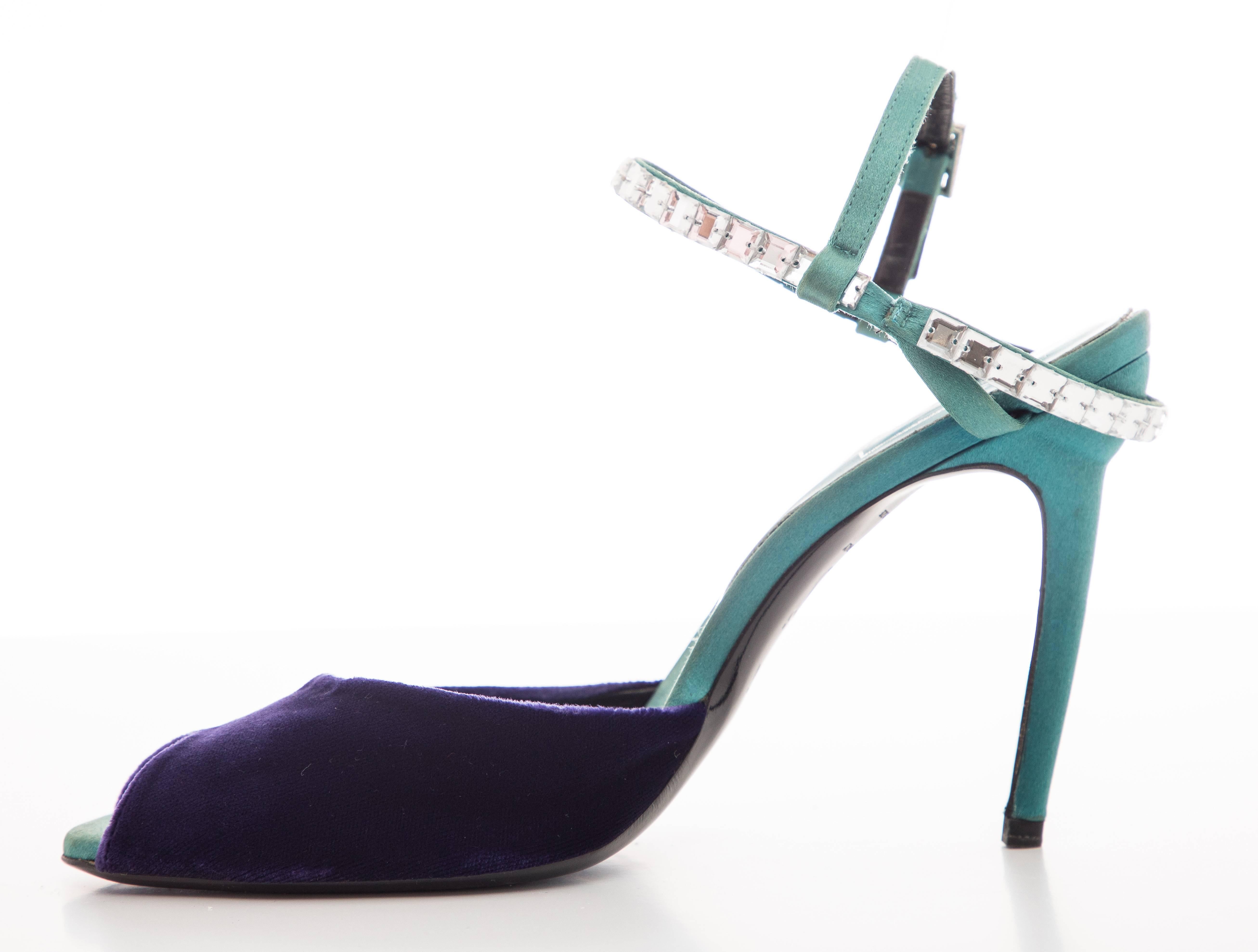 Roger Vivier Silk Satin Velvet Pumps With Beveled Square Crystal Ankle Straps For Sale 2