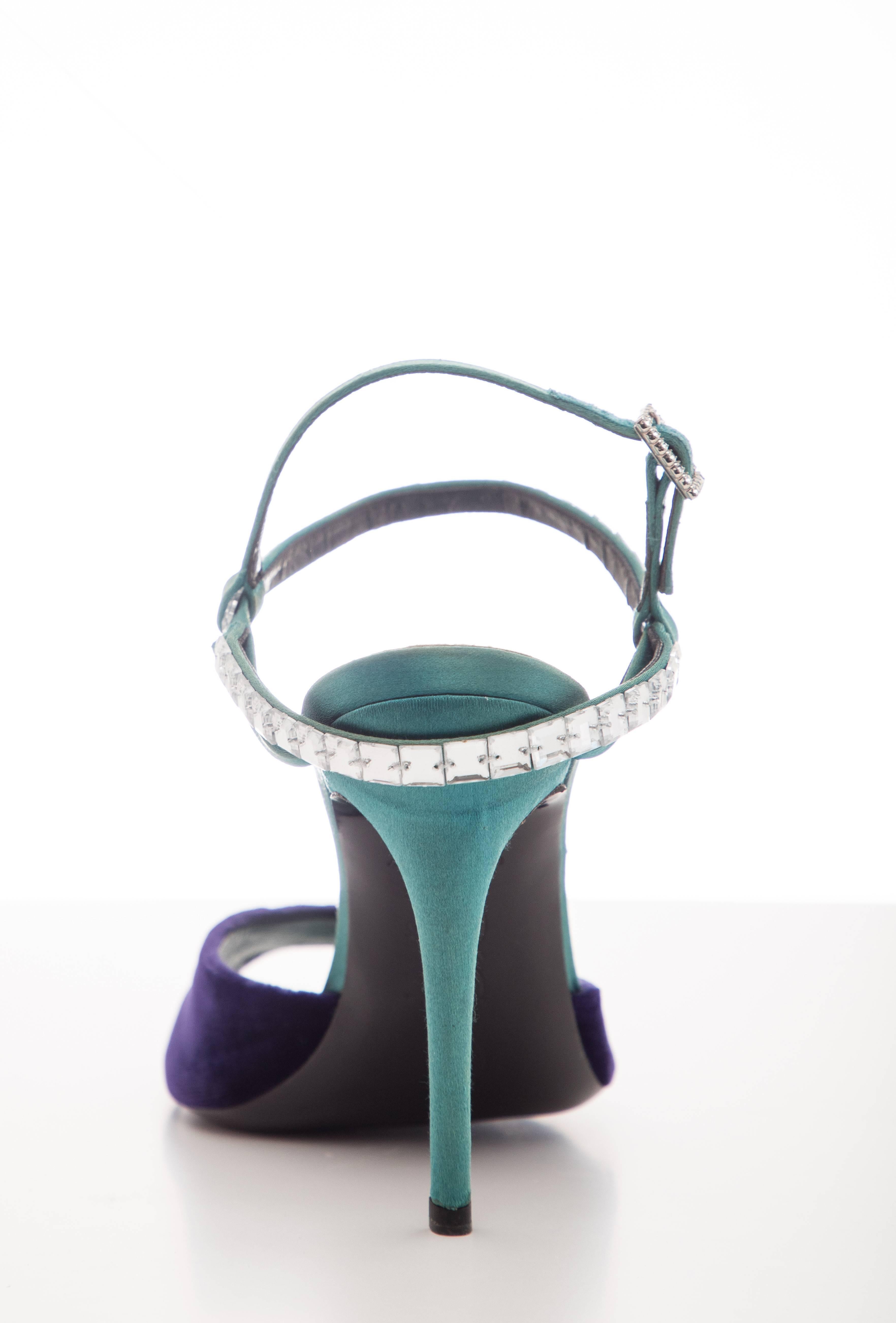 Roger Vivier Silk Satin Velvet Pumps With Beveled Square Crystal Ankle Straps For Sale 4
