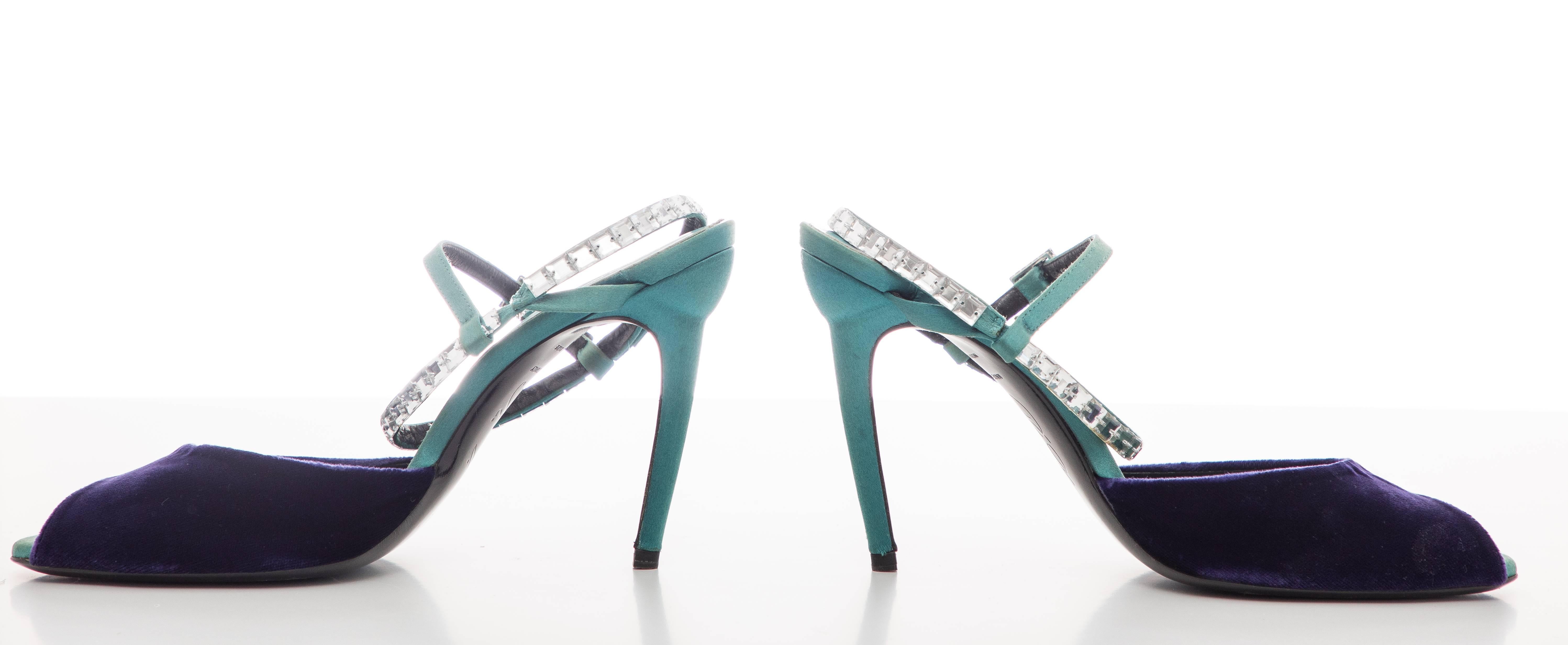 Roger Vivier Silk Satin Velvet Pumps With Beveled Square Crystal Ankle Straps For Sale 11