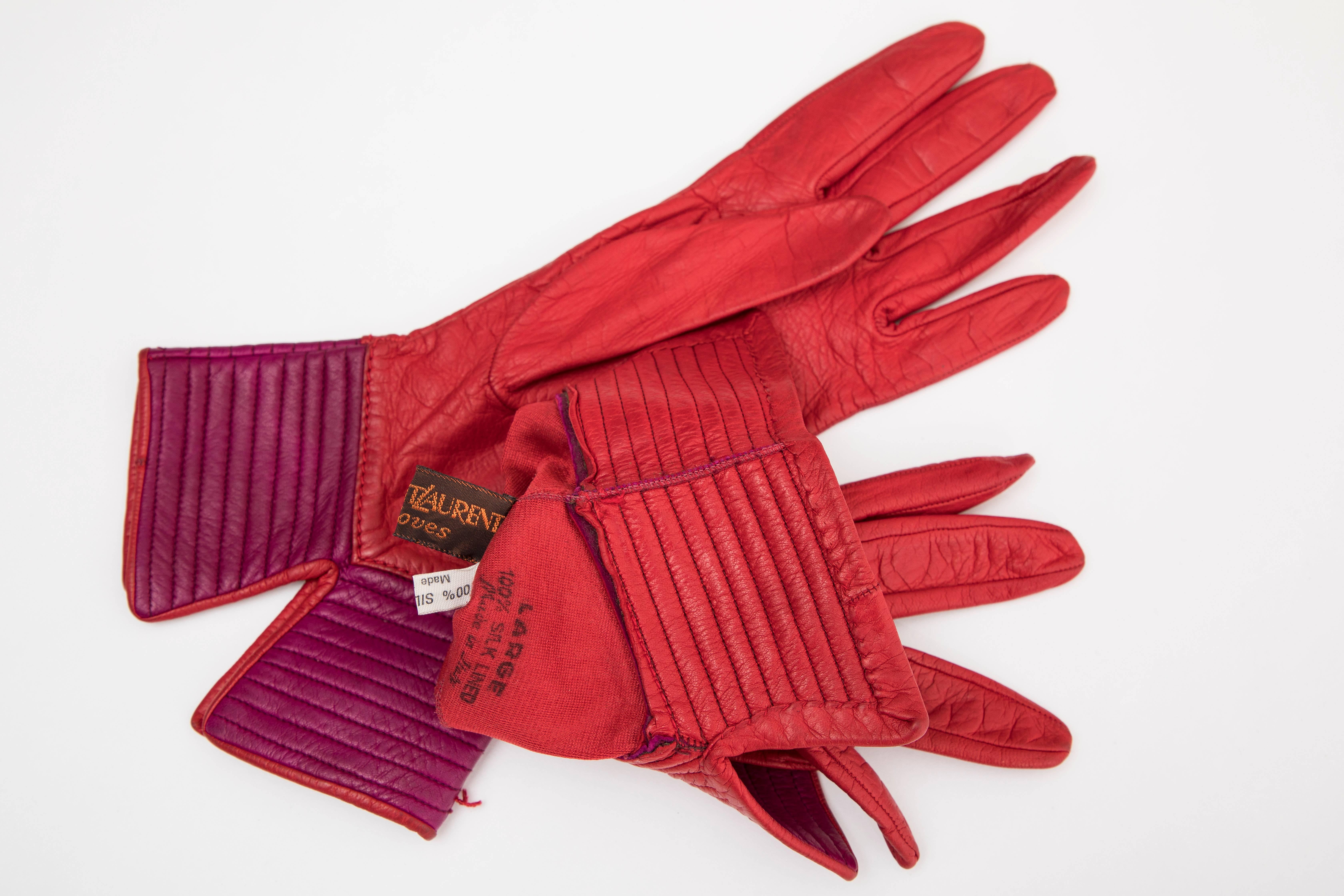 Yves Saint Laurent Color-Block Leather Gloves Silk Lining, Circa 1970s In Excellent Condition For Sale In Cincinnati, OH